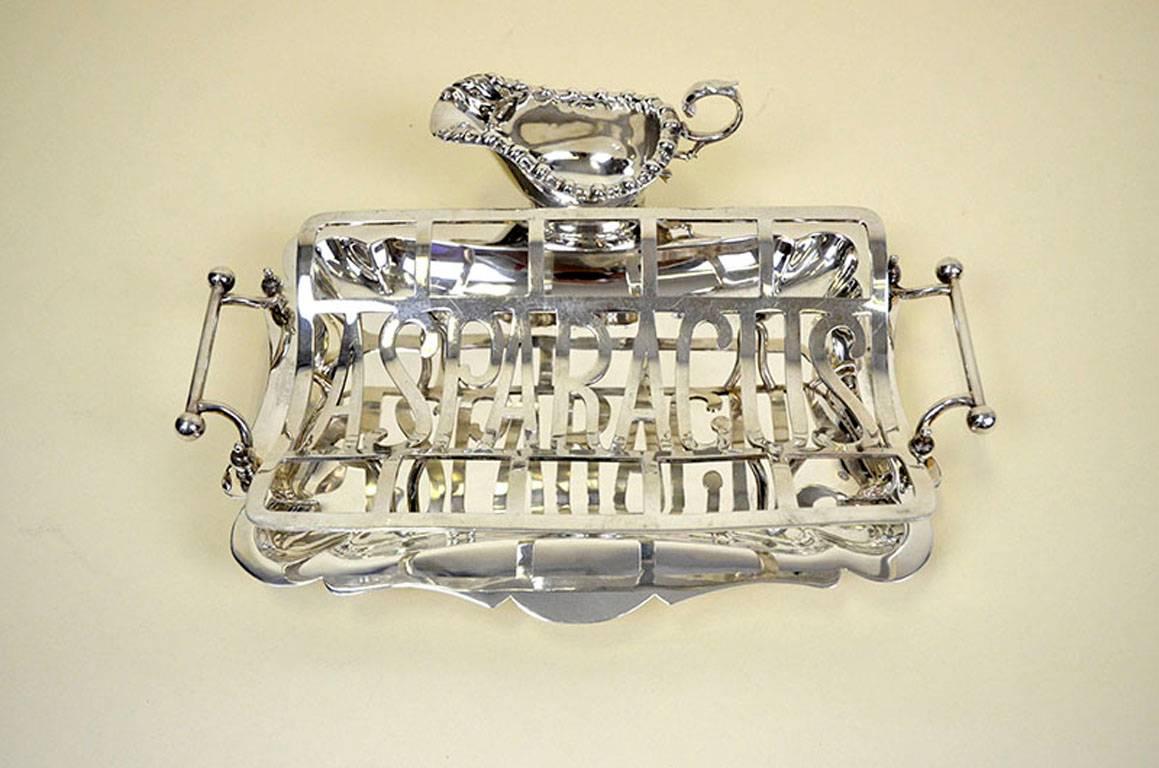 1910s English Edwardian Silver Plated Asparagus Set with Elegant Drainer 3