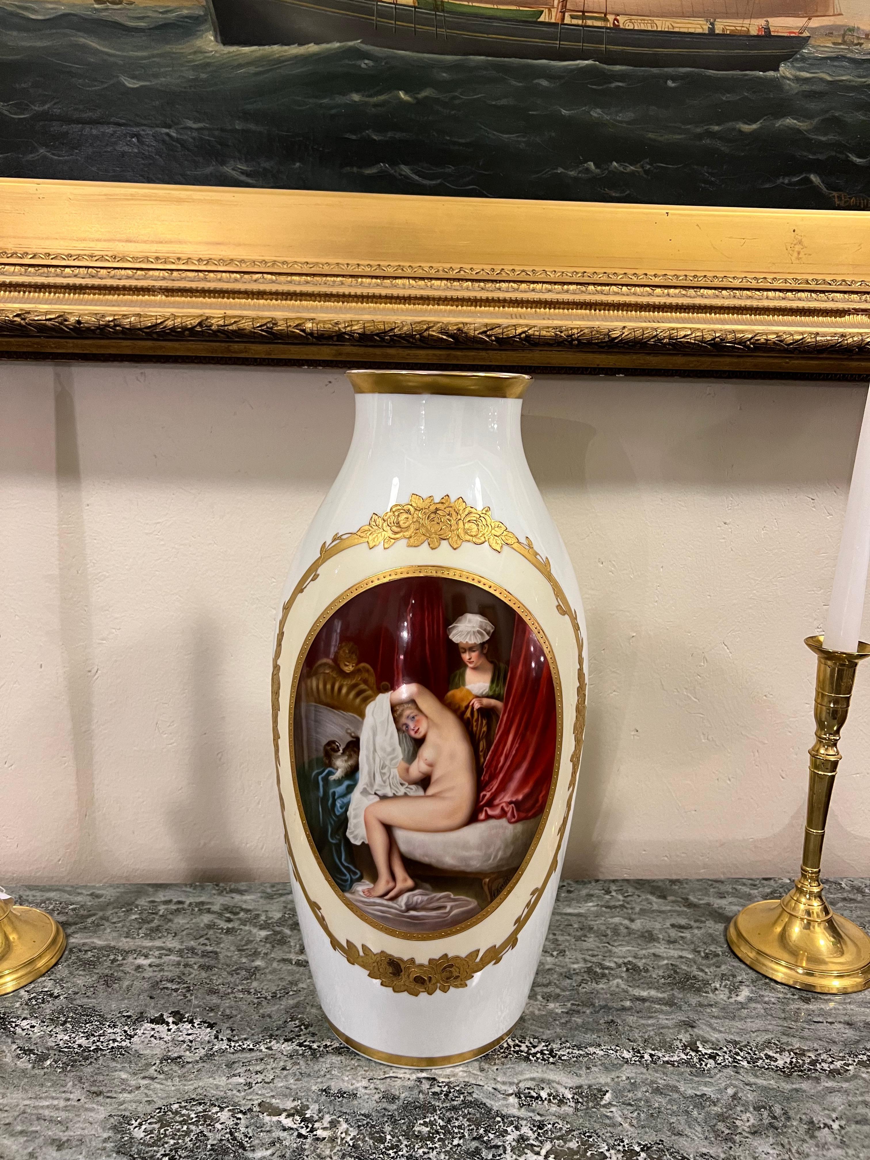 Eccezionale vaso Rosenthal in stile viennese del 1910, dipinto a mano da A. Knije in vendita 4