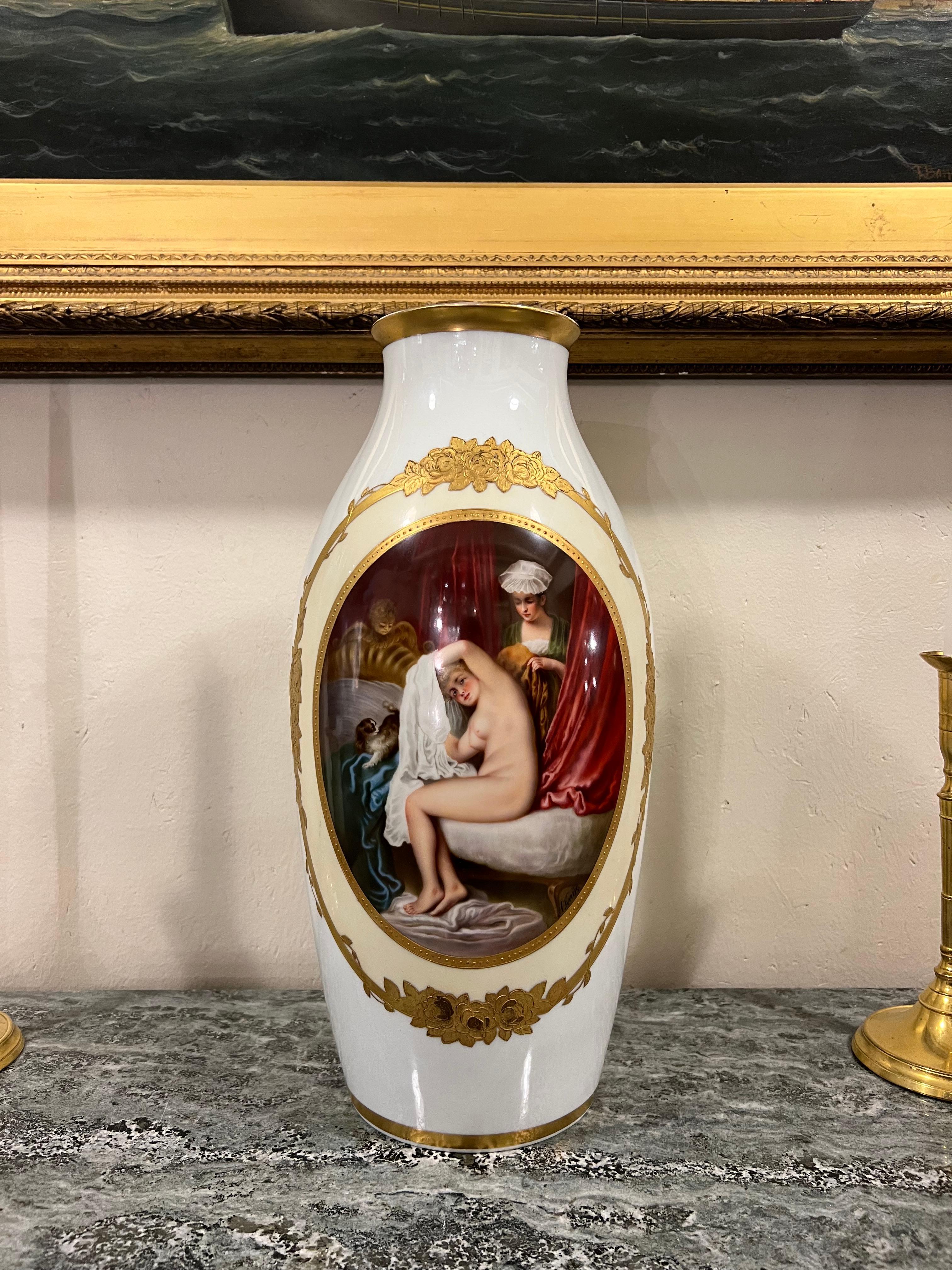 Tedesco Eccezionale vaso Rosenthal in stile viennese del 1910, dipinto a mano da A. Knije in vendita