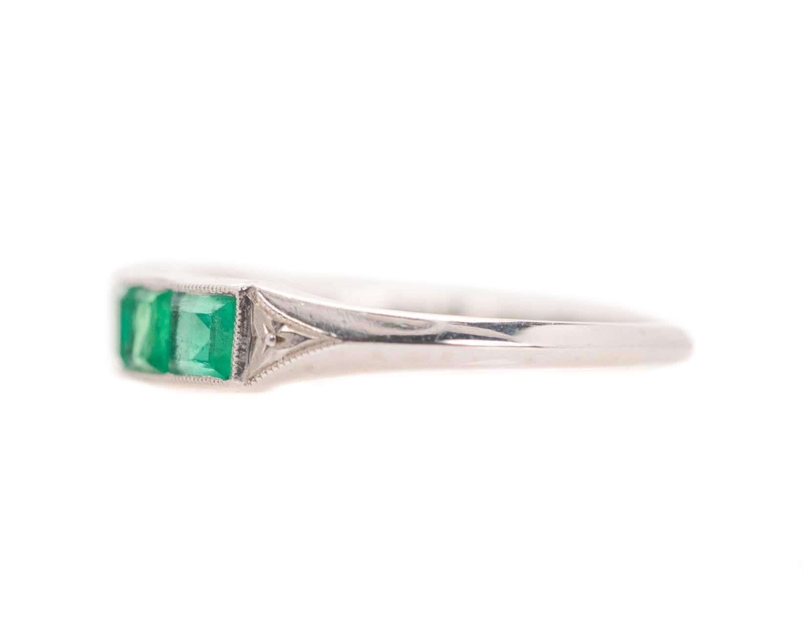 1910s Five-Stone 1 Carat Colombian Emerald and Platinum Band Ring In Good Condition In Atlanta, GA