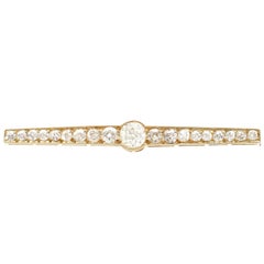 Antique 1910s French 1.67 Carat Diamond and Yellow Gold Bar Brooch