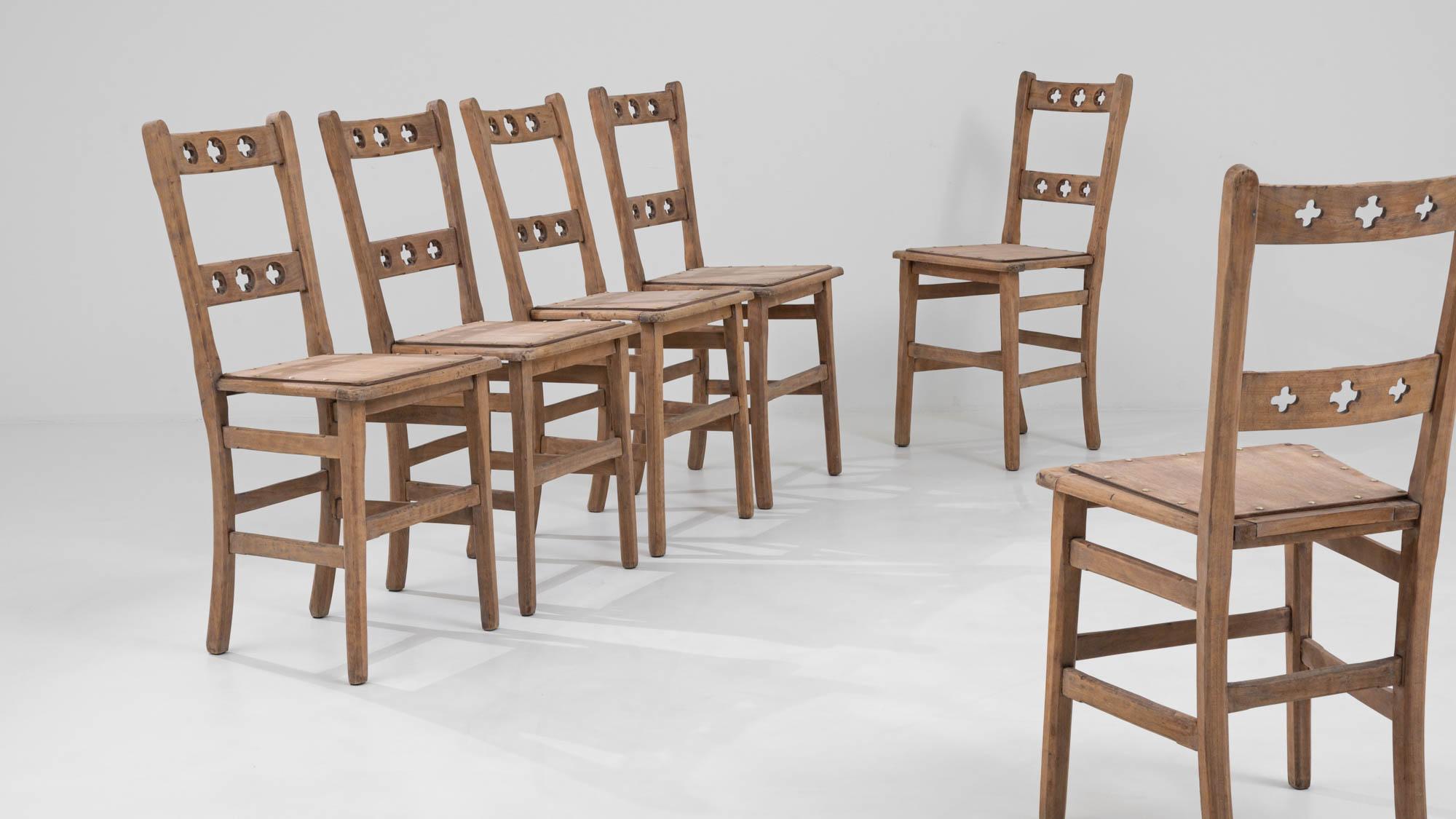 20th Century 1910s French Set Of 6 Wooden Dining Chairs