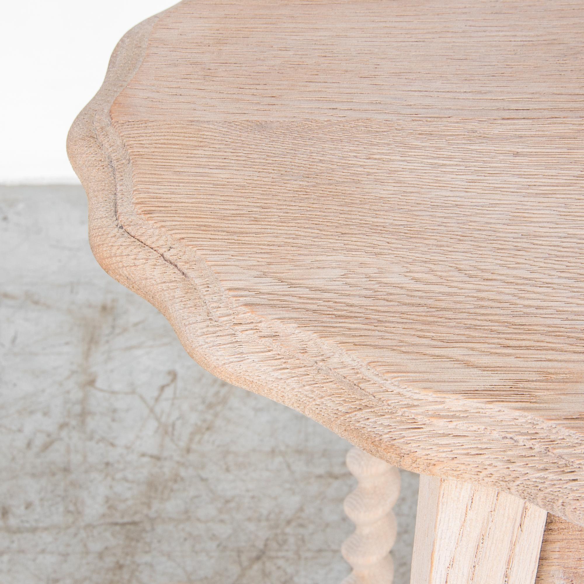 Oak 1910s French Spiral Leg Drop-Leaf Table