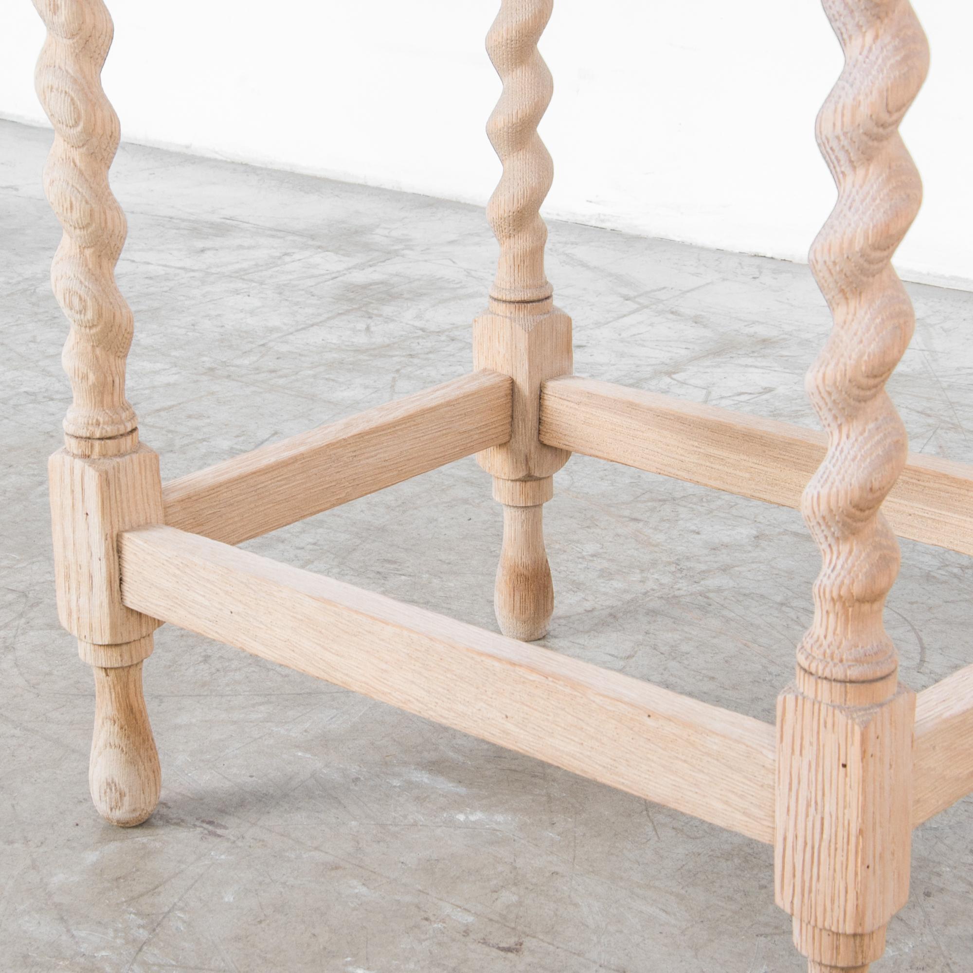 1910s French Spiral Leg Drop-Leaf Table 1