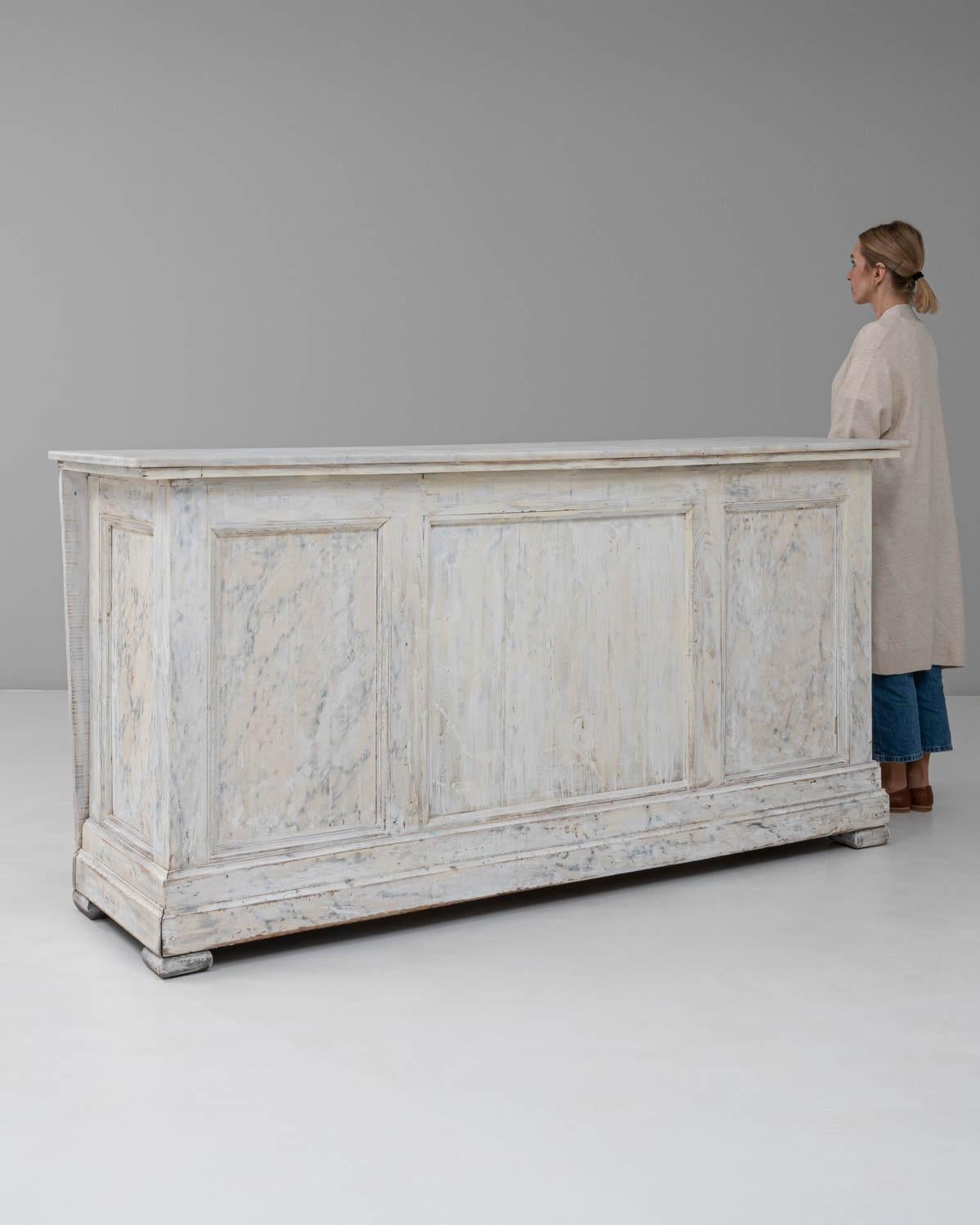 XX secolo Bar francese del 1910 in legno bianco patinato con piano in marmo in vendita