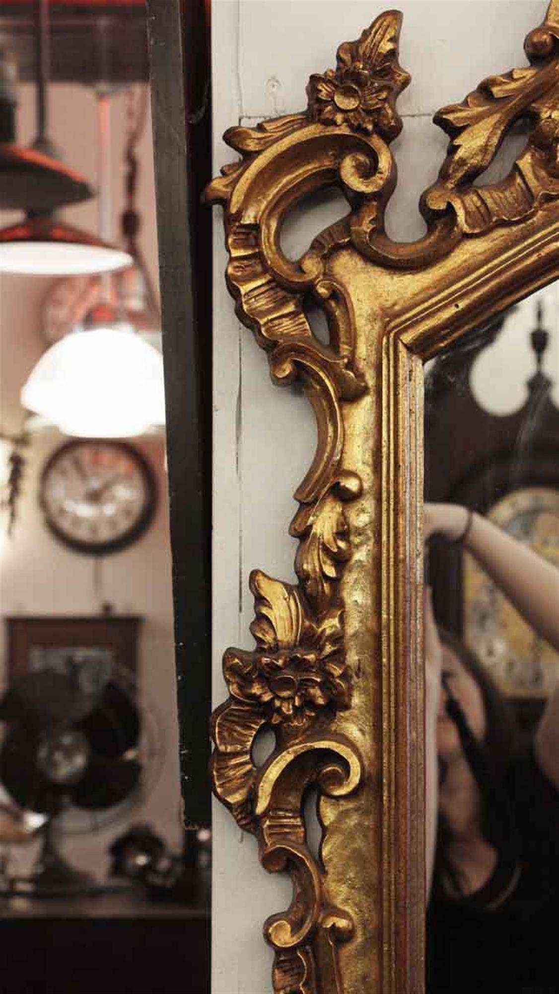 Early 20th Century 1910s Gold Gilt French Hand Carved Mirror with Ornate Details