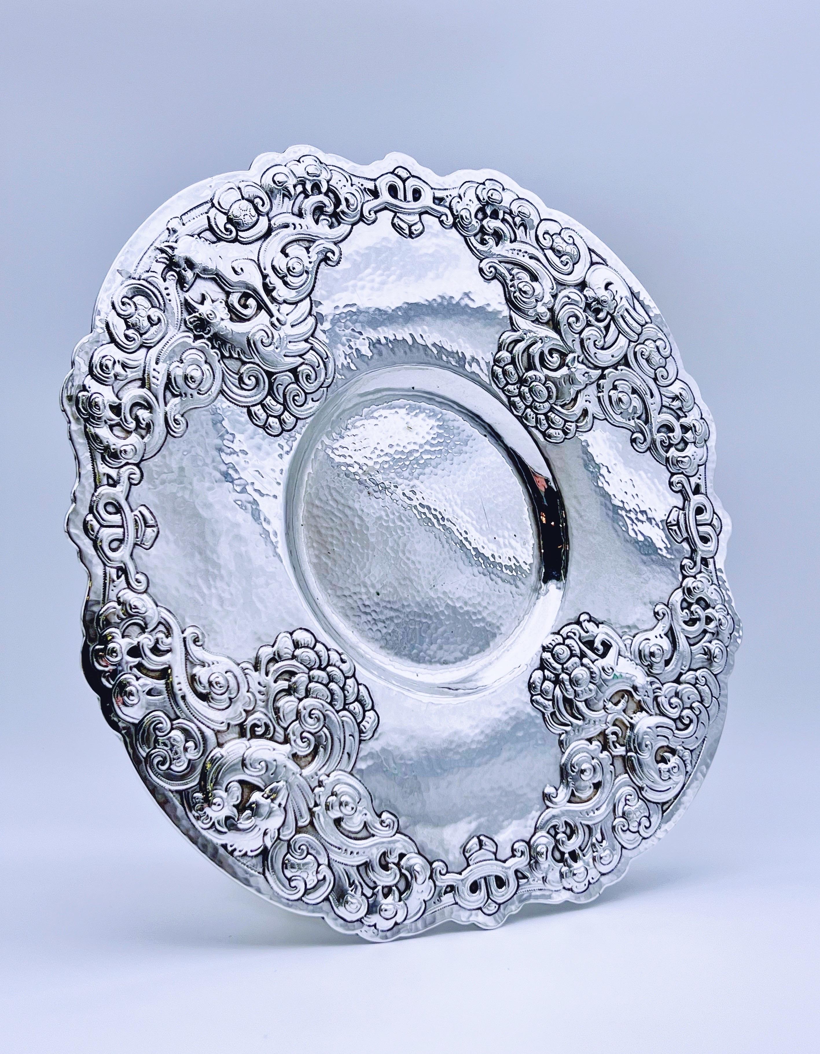 1910 Gunnar Tandberg (Oslo 1894-1954) Placa estilo Art Nouveau - Plata maciza Martillado en venta