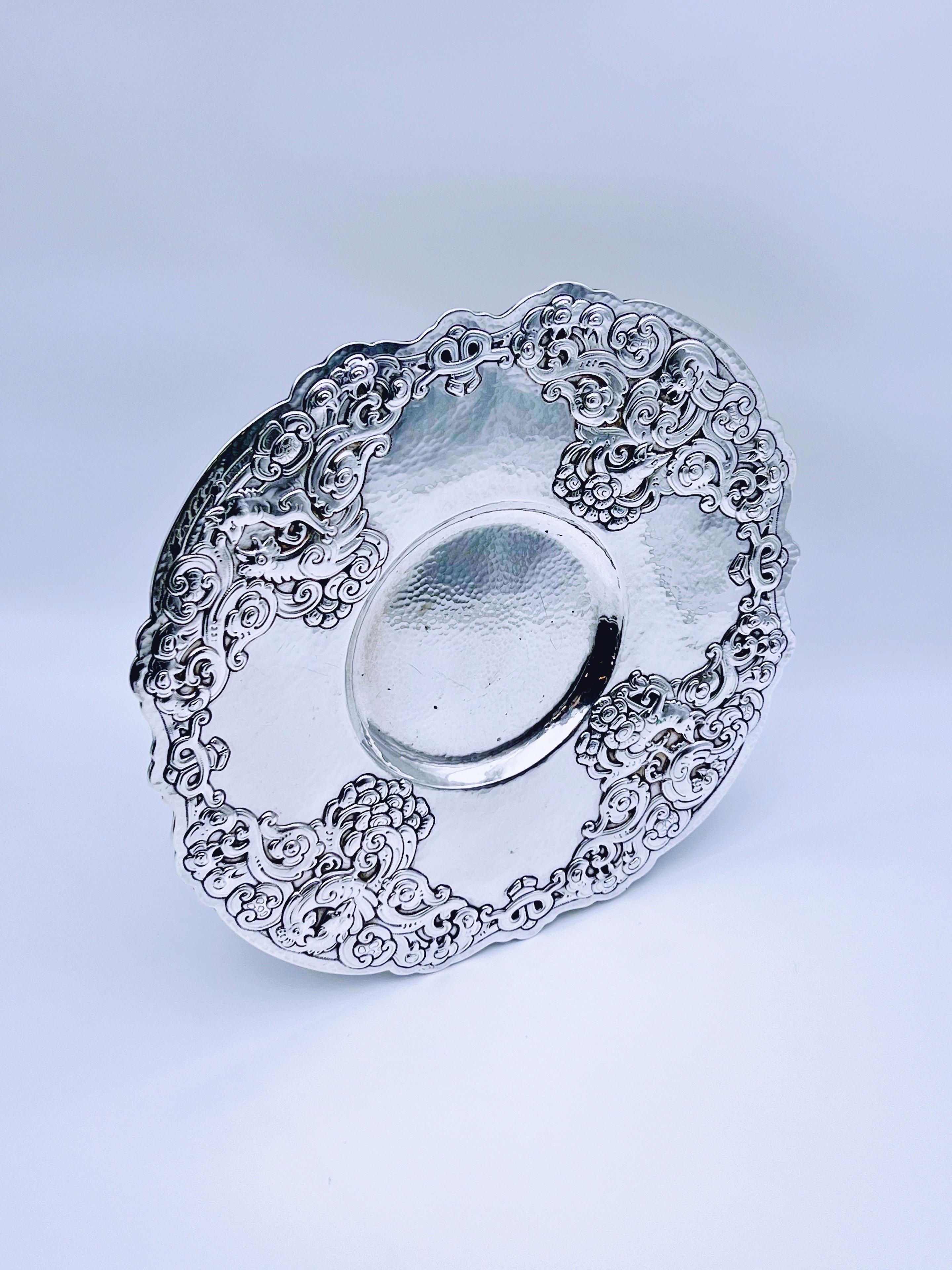 1910 Gunnar Tandberg (Oslo 1894-1954) Placa estilo Art Nouveau - Plata maciza en Bueno estado para la venta en Skien, NO