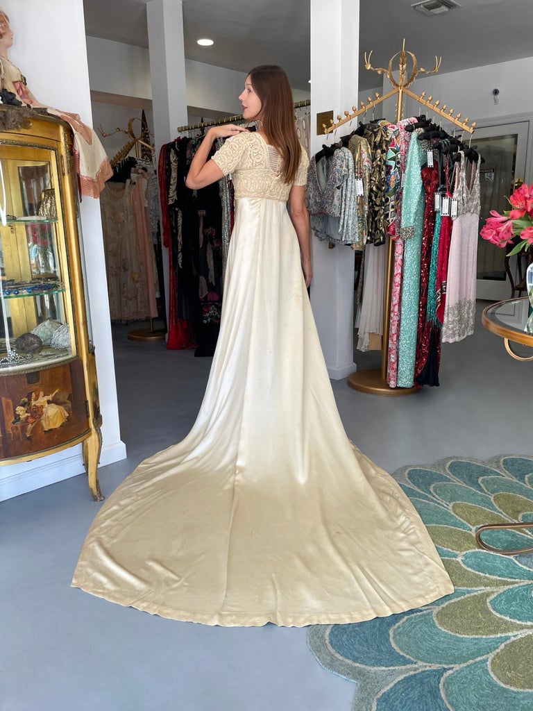 1910's Ivory Crme Embroidered Sheer Net-Lace and Silk Satin Trained Bridal  Gown For Sale at 1stDibs | vintage wedding gowns, 1910s wedding dress,  1910s evening gown