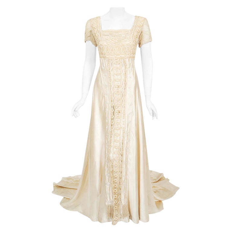 en creme embroidered dress Beige Floral Embroidery Lace Evening Dress 16W main image 1