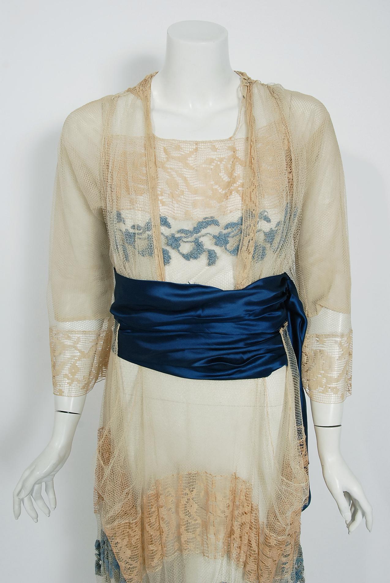 Unique mixed-lace dresses from the early 20th century are perennial favorites and this Julius Garfinckel and Co. garment is a showstopper. Garfinckel was a prominent department store based in Washington, D.C. that catered to extremely wealthy