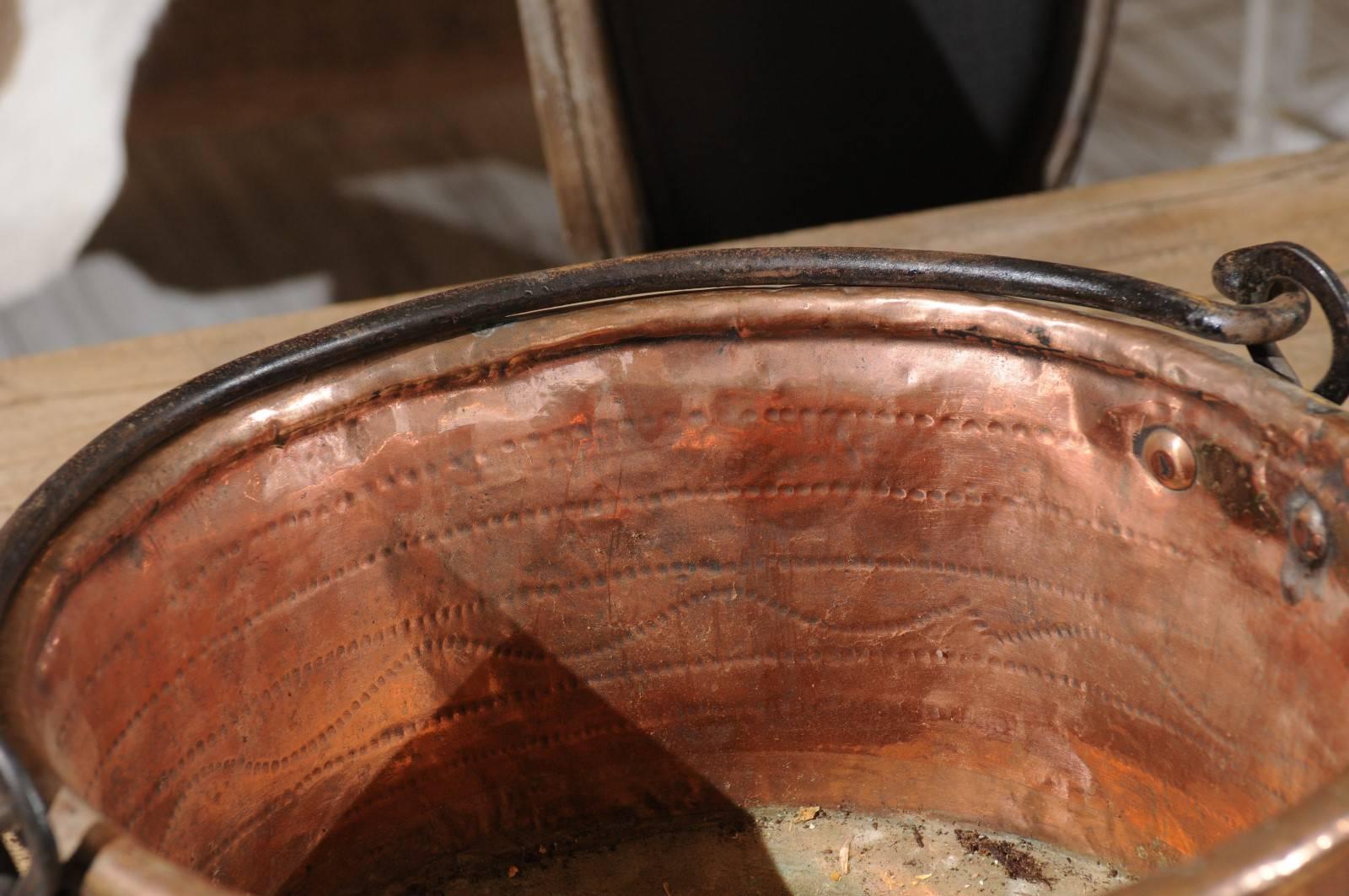 1910s Large Size Round French Copper Pot with Movable Iron Handle 5