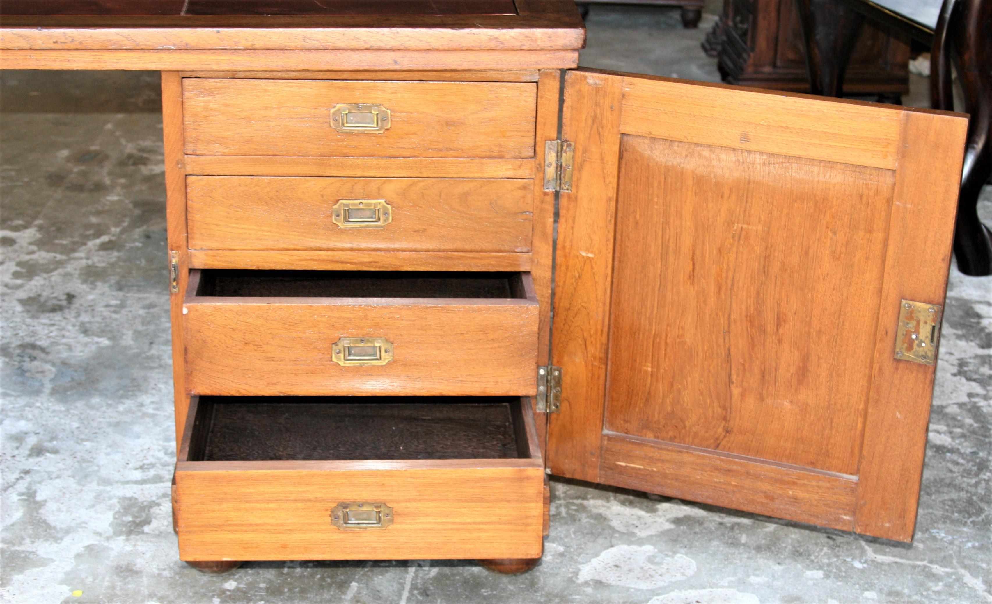 1910s Lavish Victorian Style Large Mahogany Partner's Desk from a Bank For Sale 3