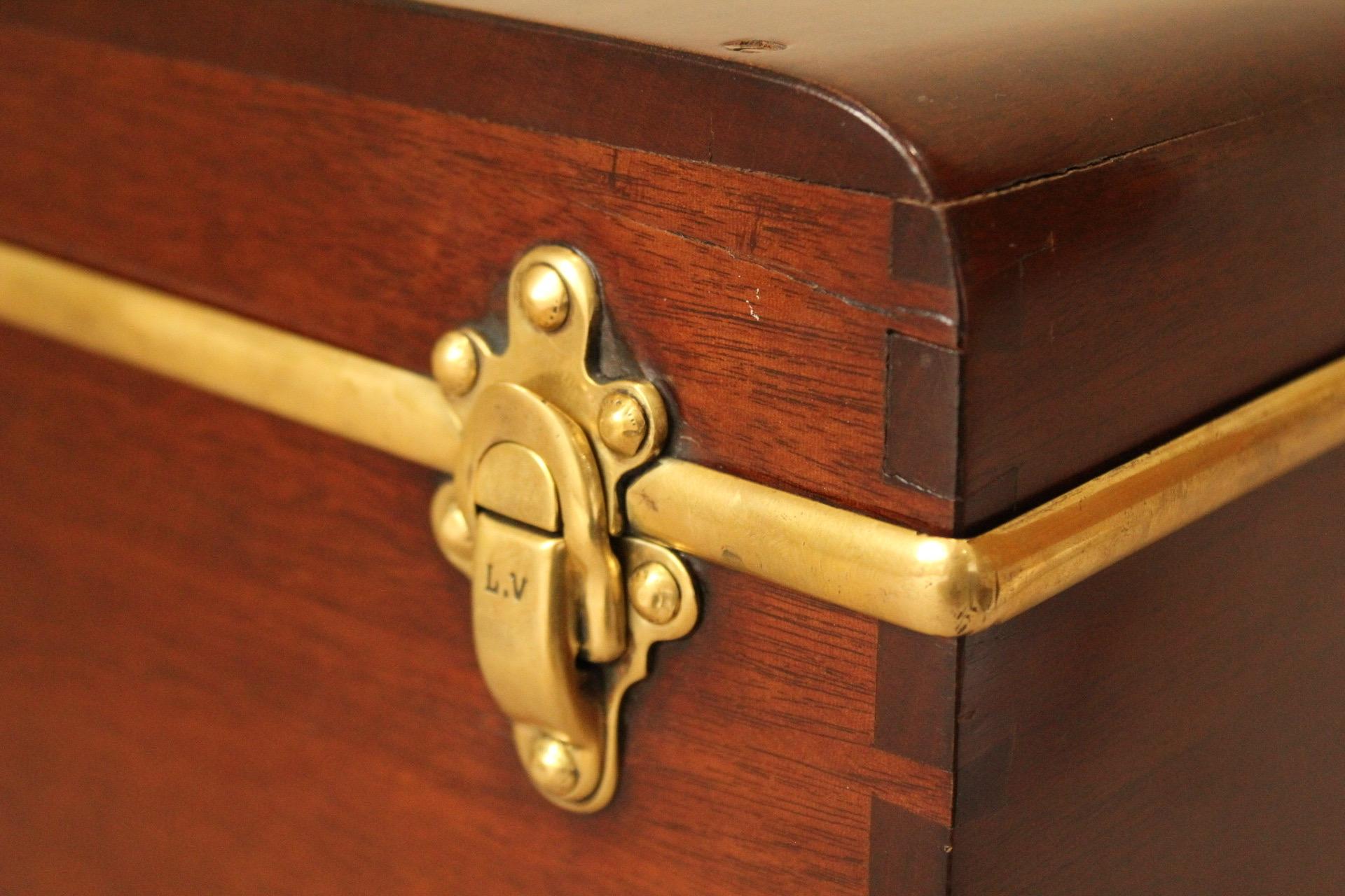 1910s Louis Vuitton Mahogany Toolbox Trunk For Sale 7