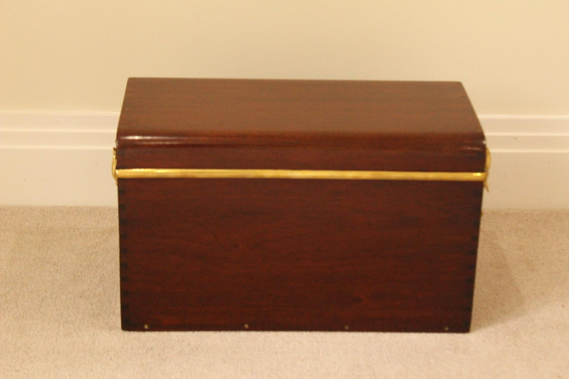 1910s Louis Vuitton Mahogany Toolbox Trunk In Excellent Condition In London, GB