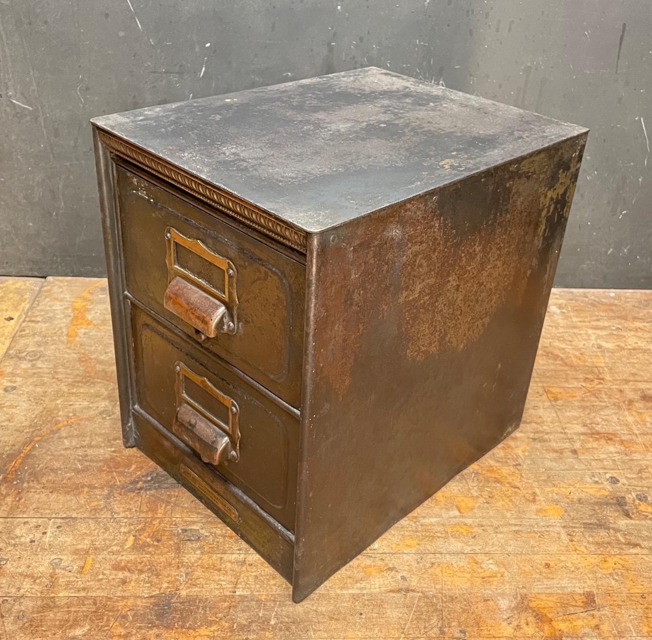 Industrial 1910s Metal Art Construction Co. Petite Clerks Desk Chest Drawers Rare