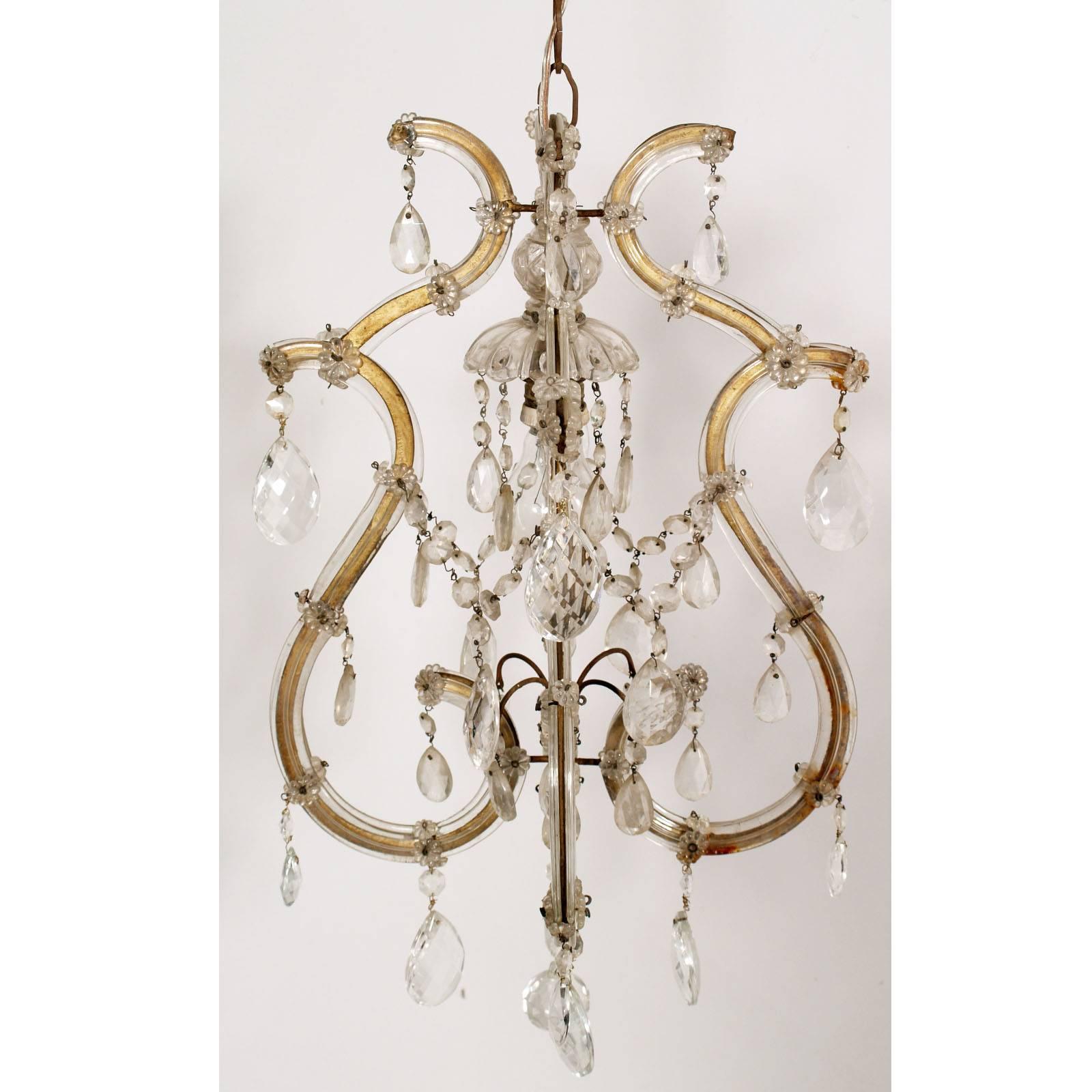Early 20th century precious refined Maria Teresa original Murano chandelier by Salviati

In 1743, Venice, in honor of the Austrian Empress Maria Theresa (1717-1780), made a chandelier which became the prototype of an entire genre: it is a