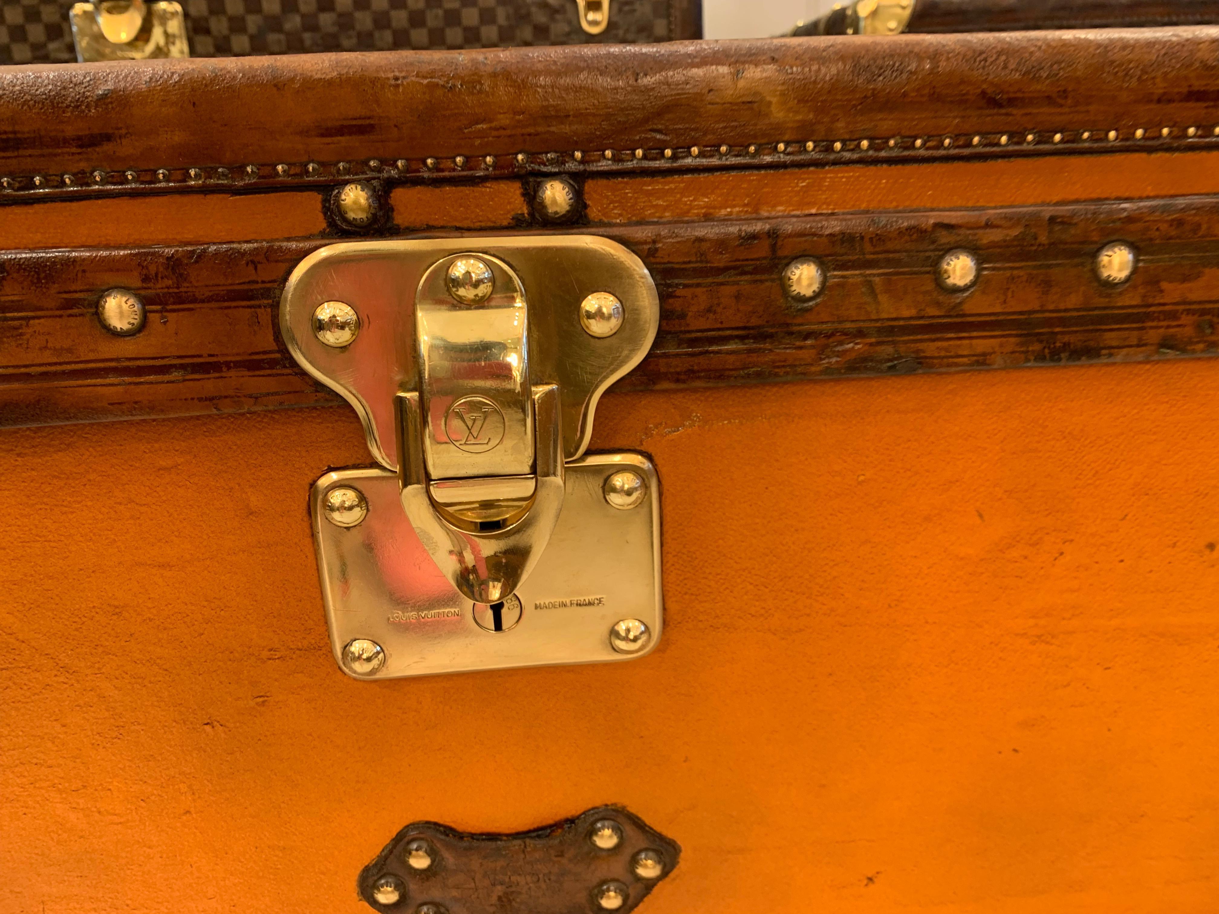 Début du 20ème siècle 1910s Orange Louis Vuitton Steamer Trunk, 90 cm Orange Louis Vuitton Trunk en vente