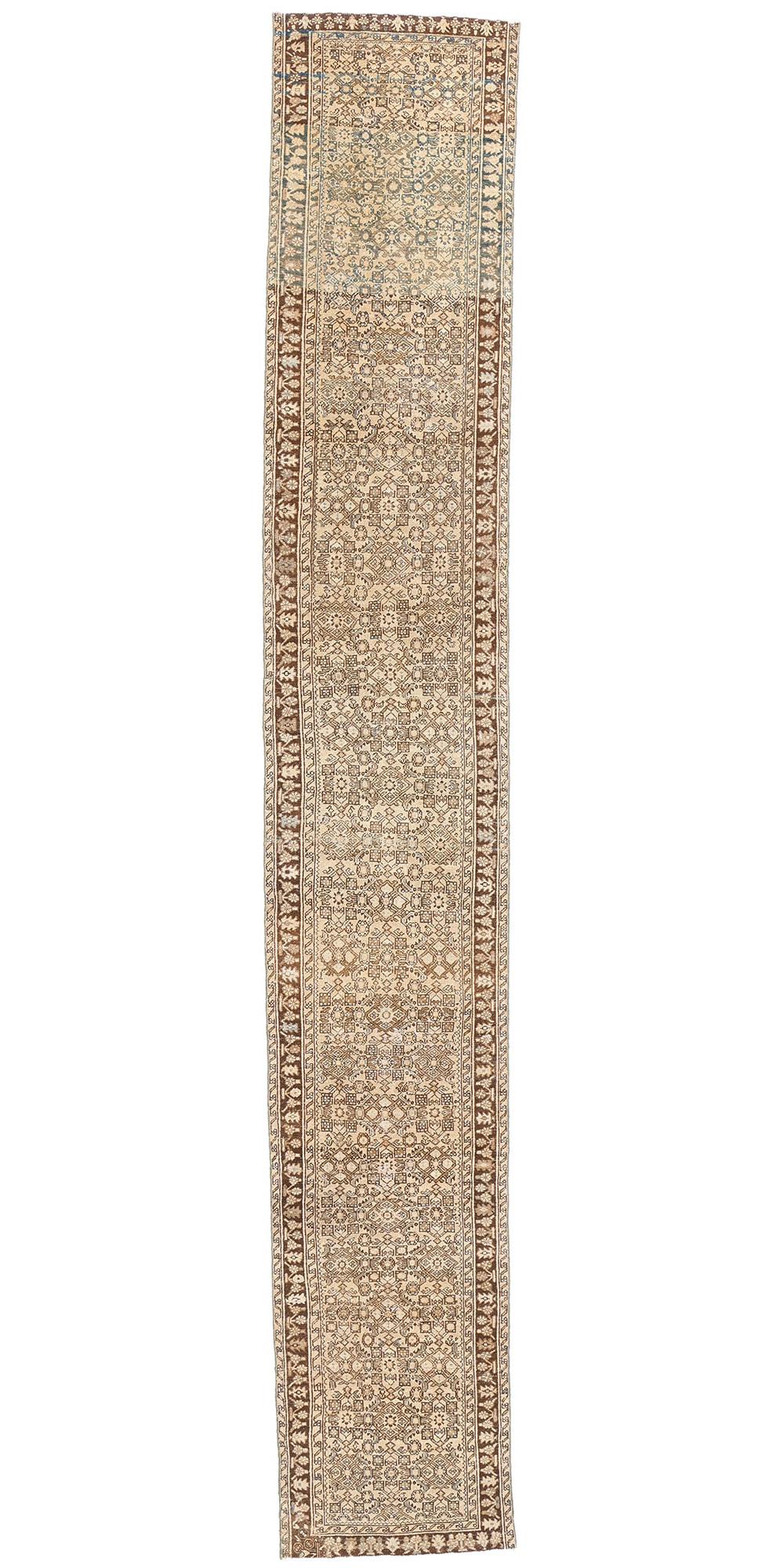 1910's Persian Hamadan Carpet with Modern Style For Sale 3