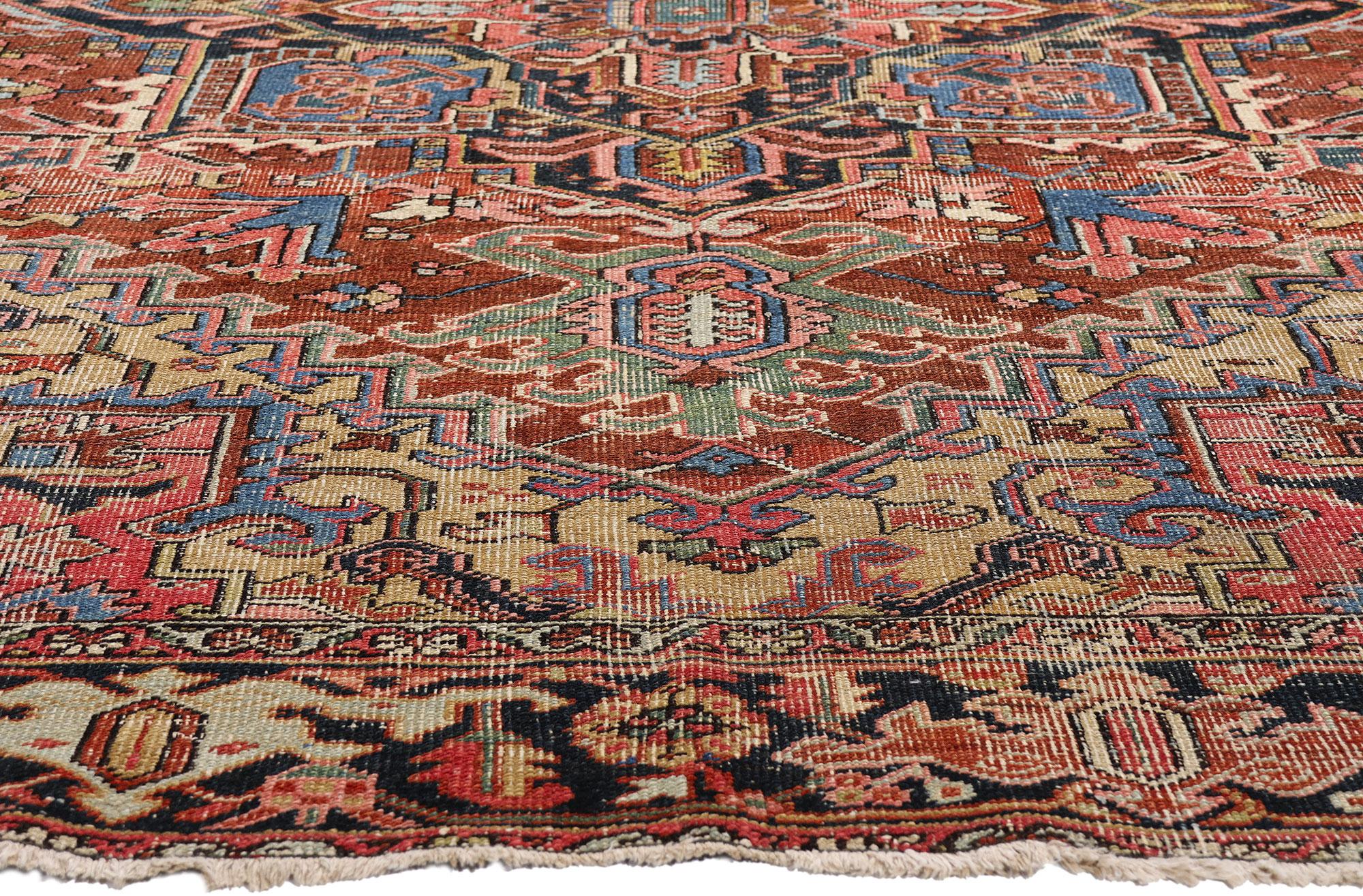 Persischer Heriz-Teppich aus dem Jahr 1910 mit traditionellem Stil (Handgeknüpft) im Angebot