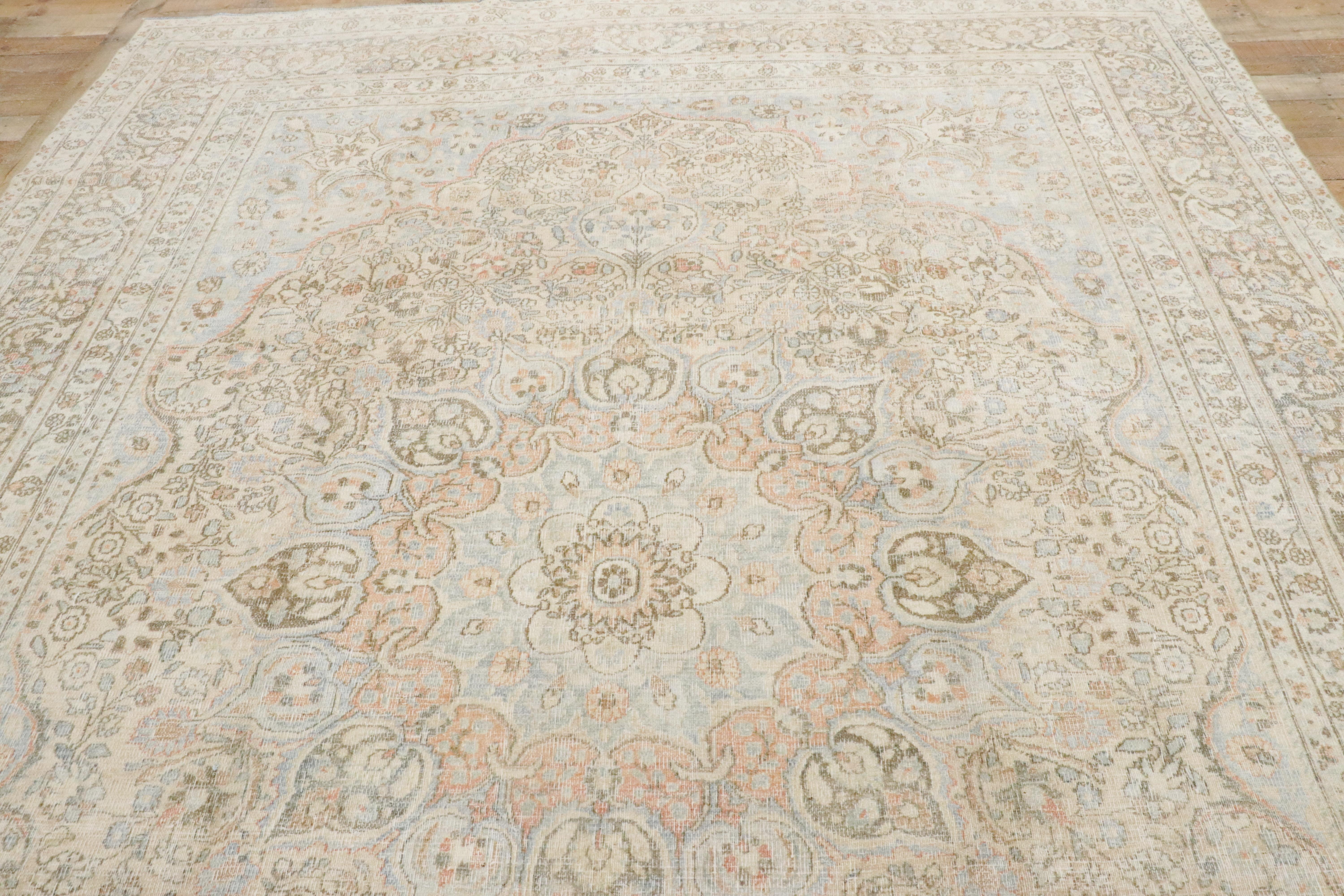 1910's Persian Mashhad Carpet with Modern Rustic Cotswold Cottage Style For Sale 5