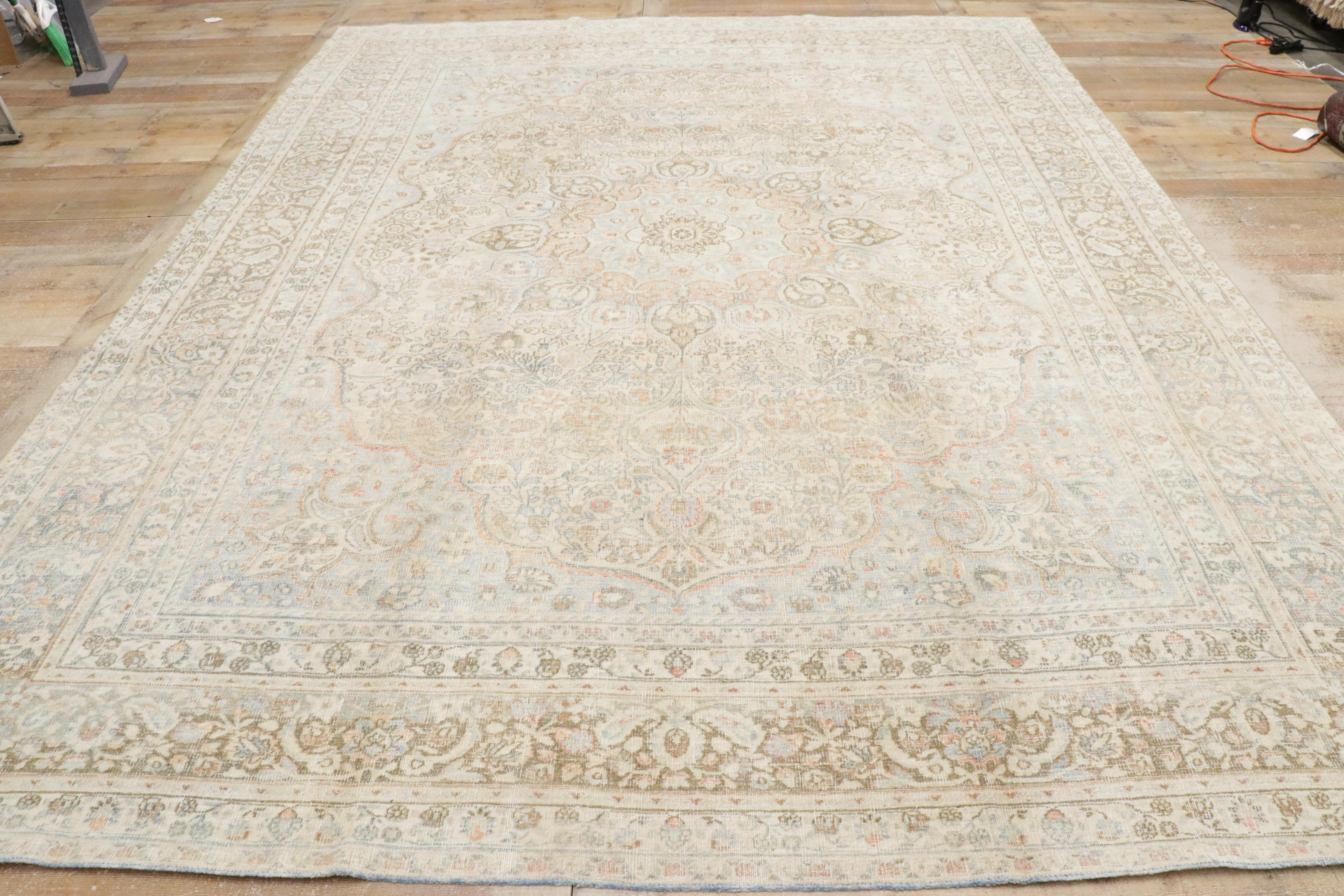 1910's Persian Mashhad Carpet with Modern Rustic Cotswold Cottage Style For Sale 6