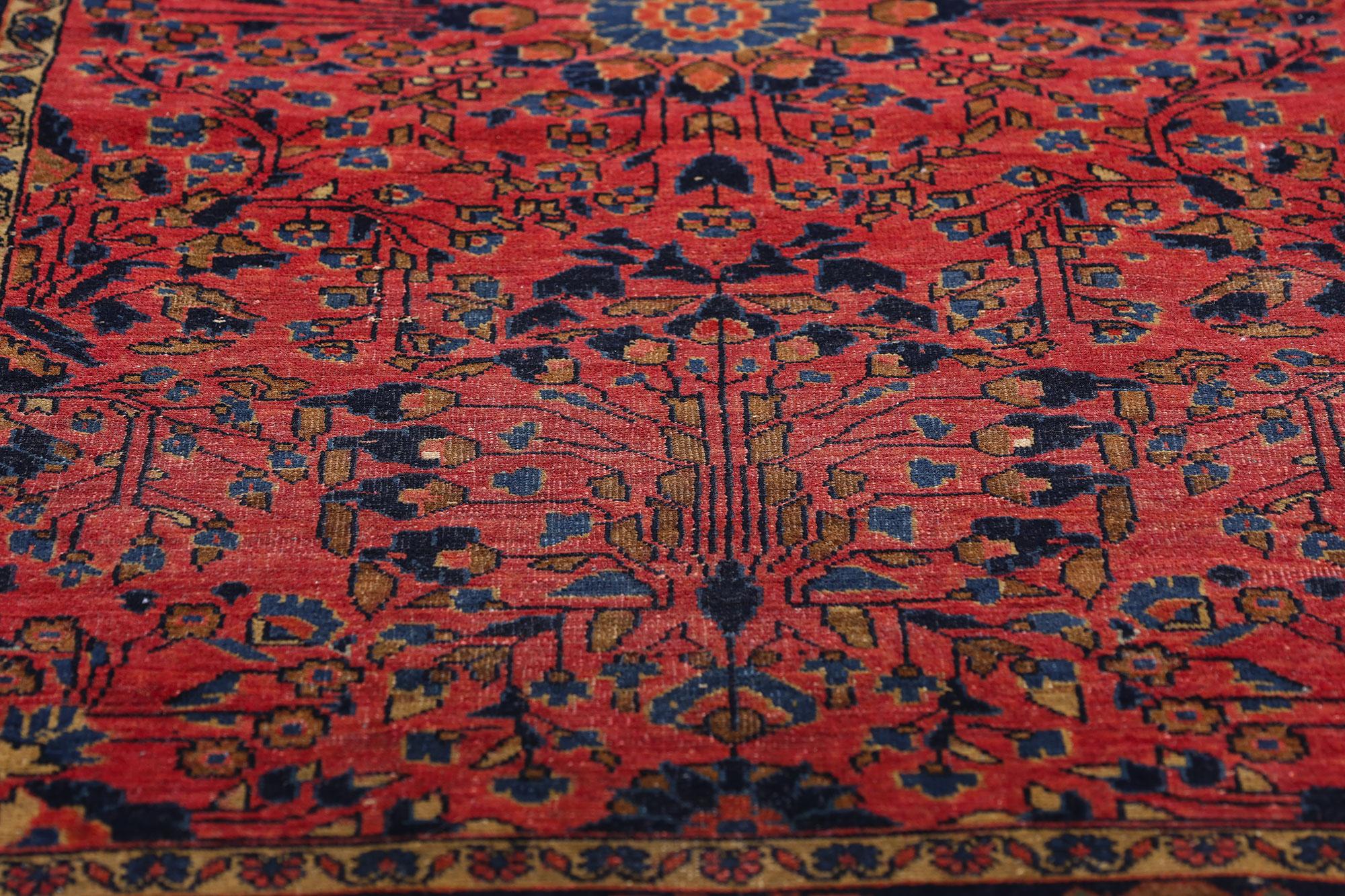 1910's Persian Sarouk Carpet with Modern Style In Good Condition For Sale In Dallas, TX