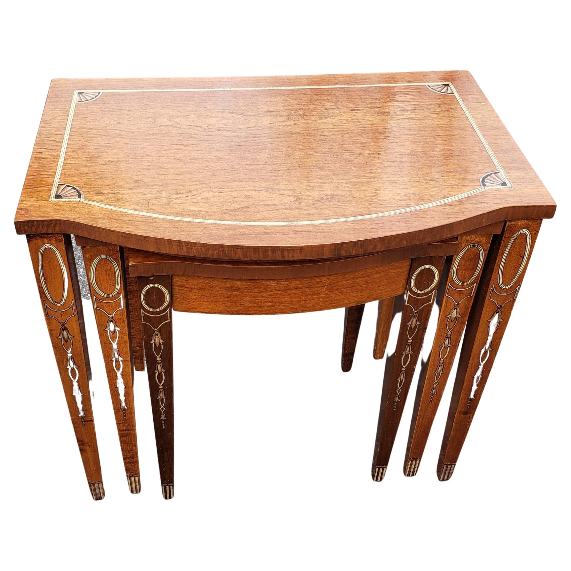 American 1910s Set Of Three George III Style Inlaid Mahogany Nesting Tables For Sale