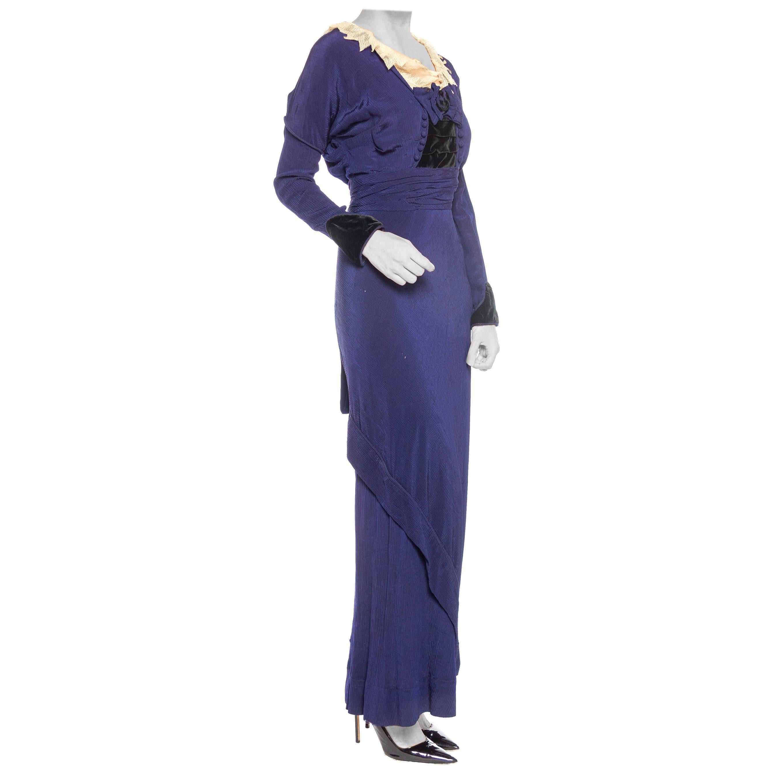 1910S Silk Incredibly Rare Titanic Era Navy Blue Bias Cut Dress With Lace Collar