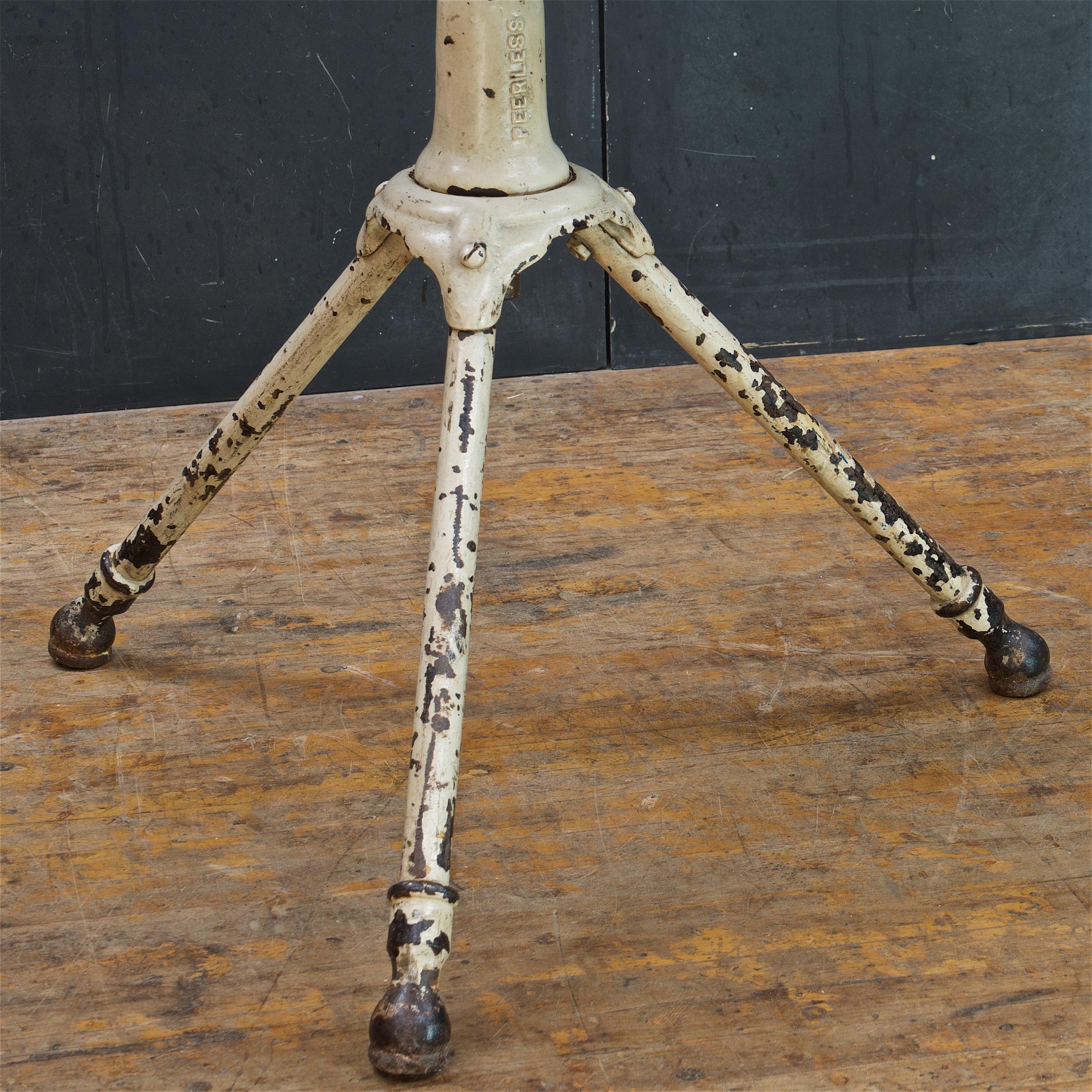 1910s Speloncato Cast Iron Drafting Table Drawer Adjustable Vintage Industrial en vente 5