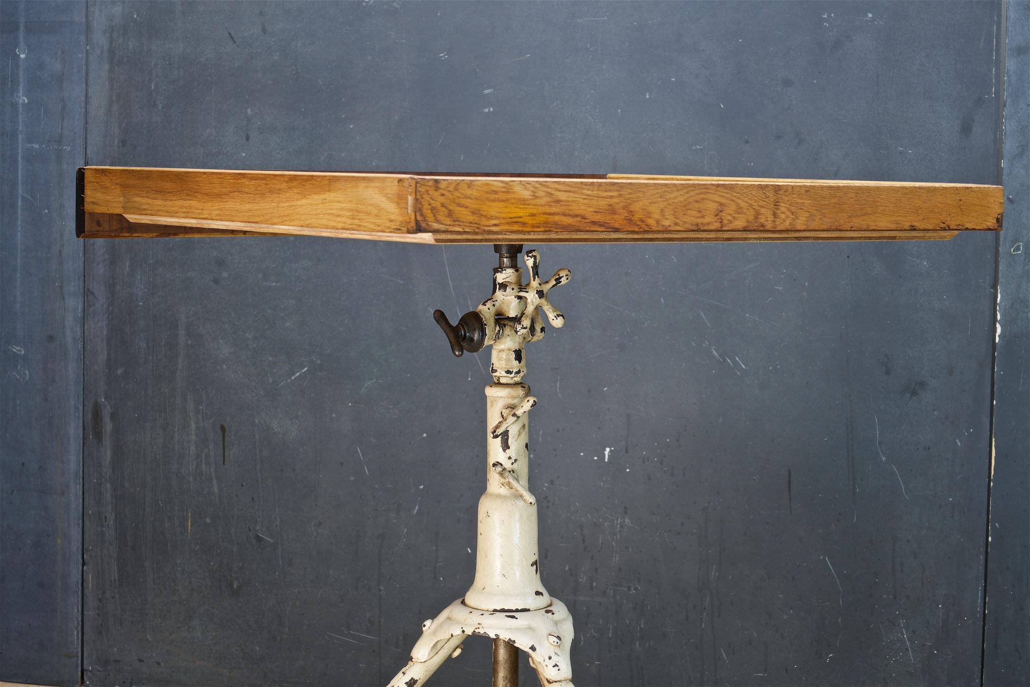 1910s Speloncato Cast Iron Drafting Table Drawer Adjustable Vintage Industrial en vente 7