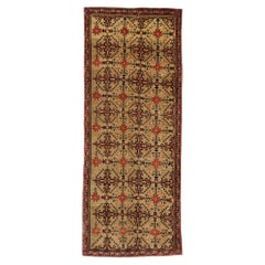 1910's Turkish Oushak Carpet with Traditional Style