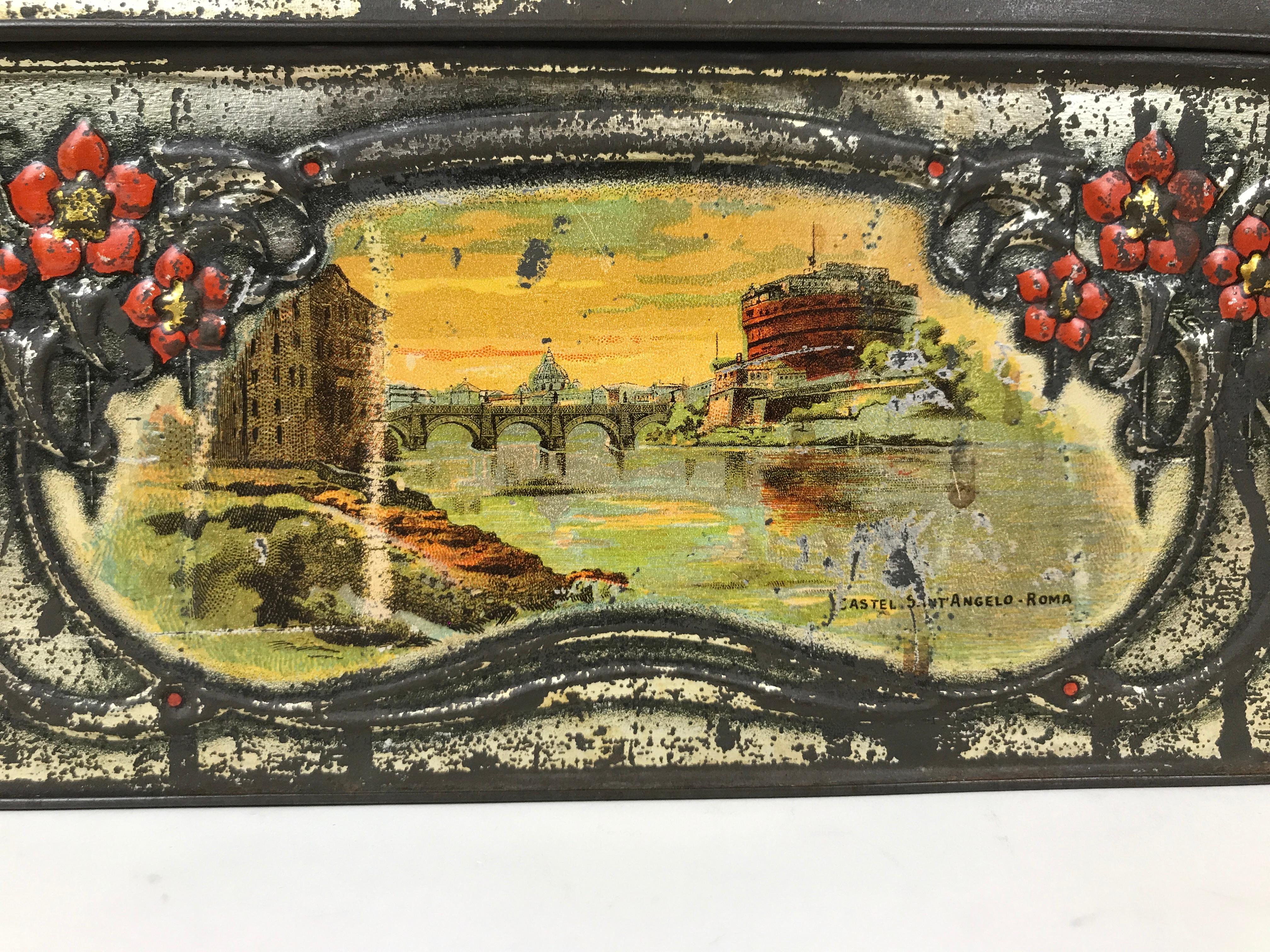1910s Vintage Italian Screen Printed Tin Box with Panoramic Views of Rome In Good Condition For Sale In Milan, IT