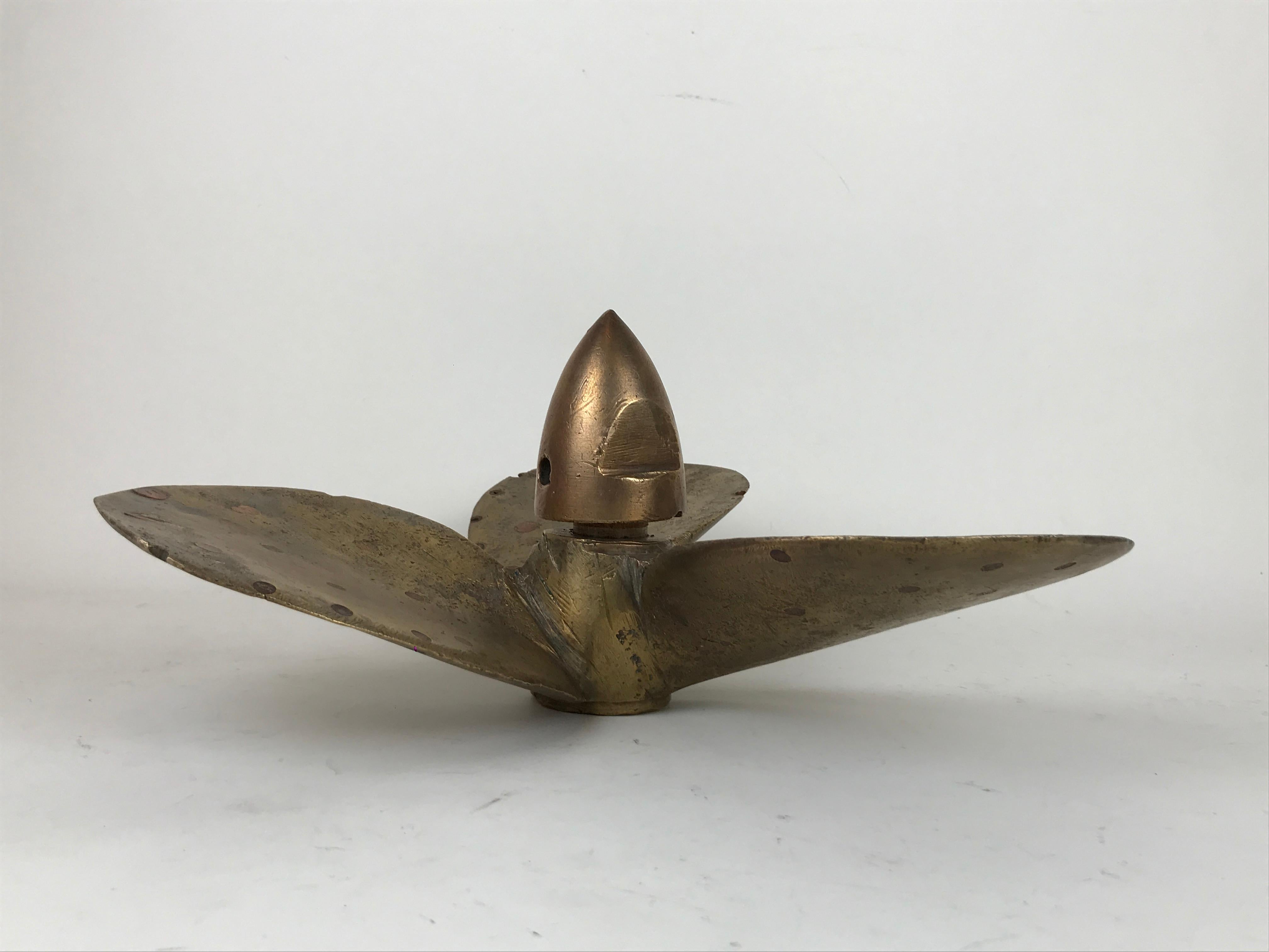 1910s Vintage Three Blades Brass and Copper Boat Propeller Made in Italy For Sale 5