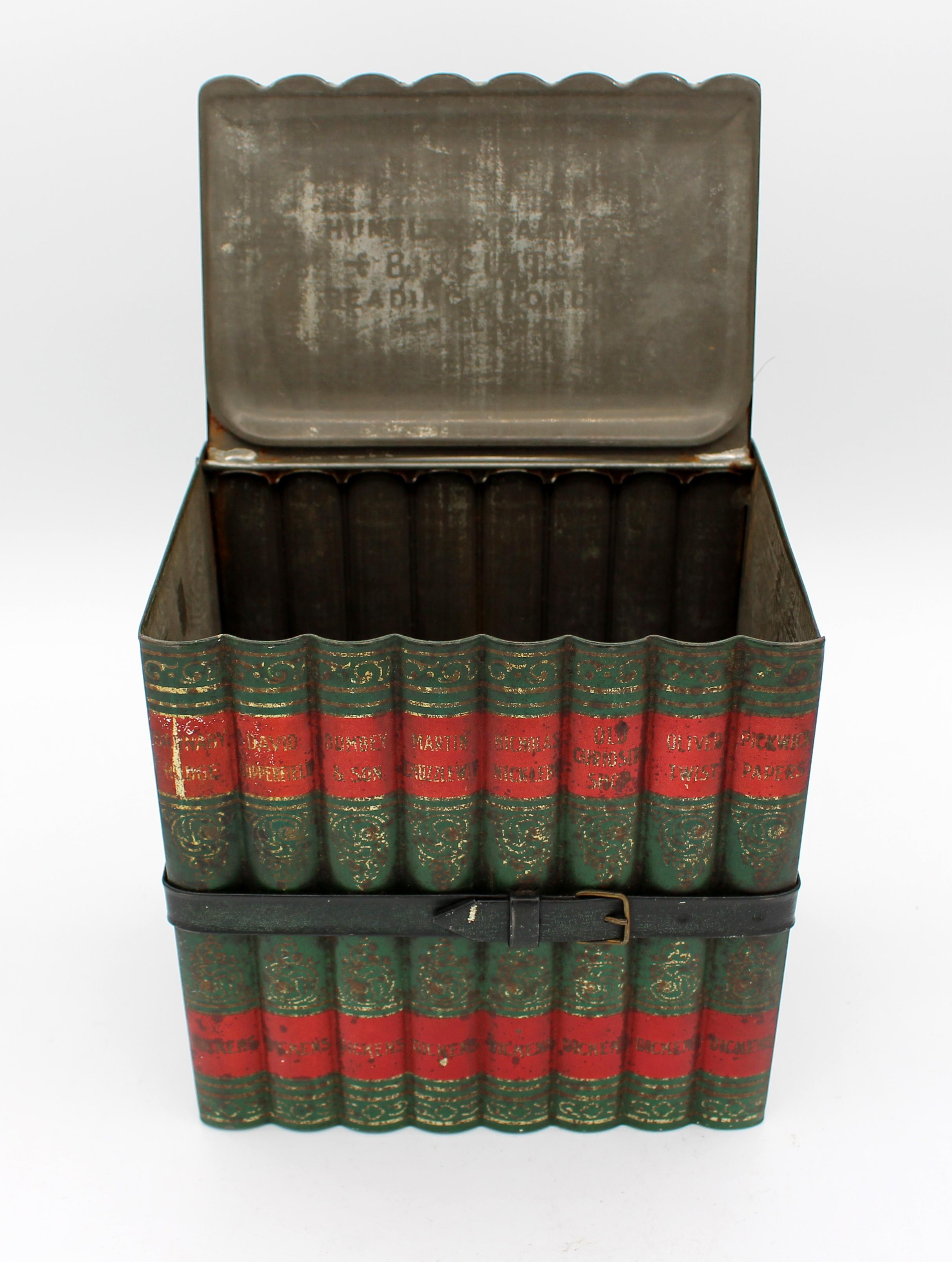1911 Faux Dickens Bücher Biskuit Zinn von Huntley & Palmers (Metall) im Angebot