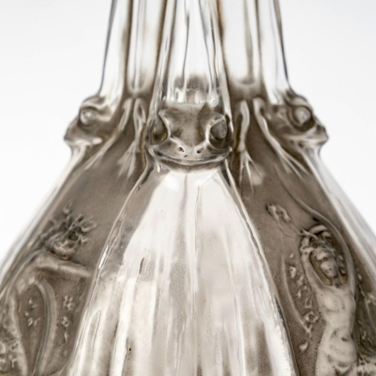 1911 René Lalique - Dekanter Sirenes & Grenouilles Glas Nixen & Frösche (Geblasenes Glas) im Angebot