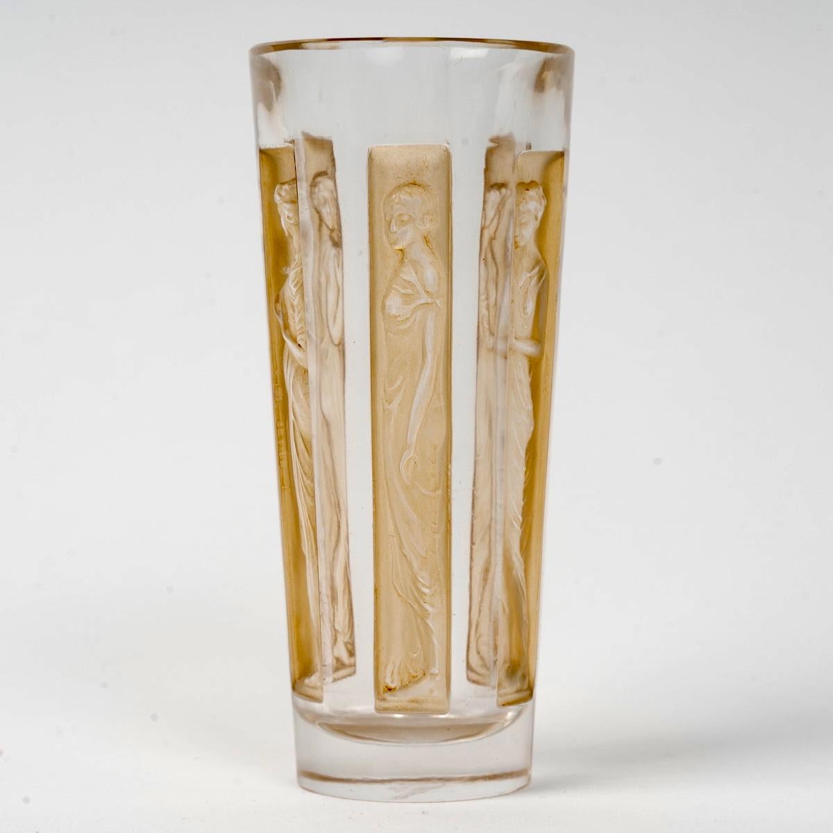 1911 René Lalique Set of 4 Six Figurines Glass Tumblers Glasses Sepia Patina In Good Condition For Sale In Boulogne Billancourt, FR