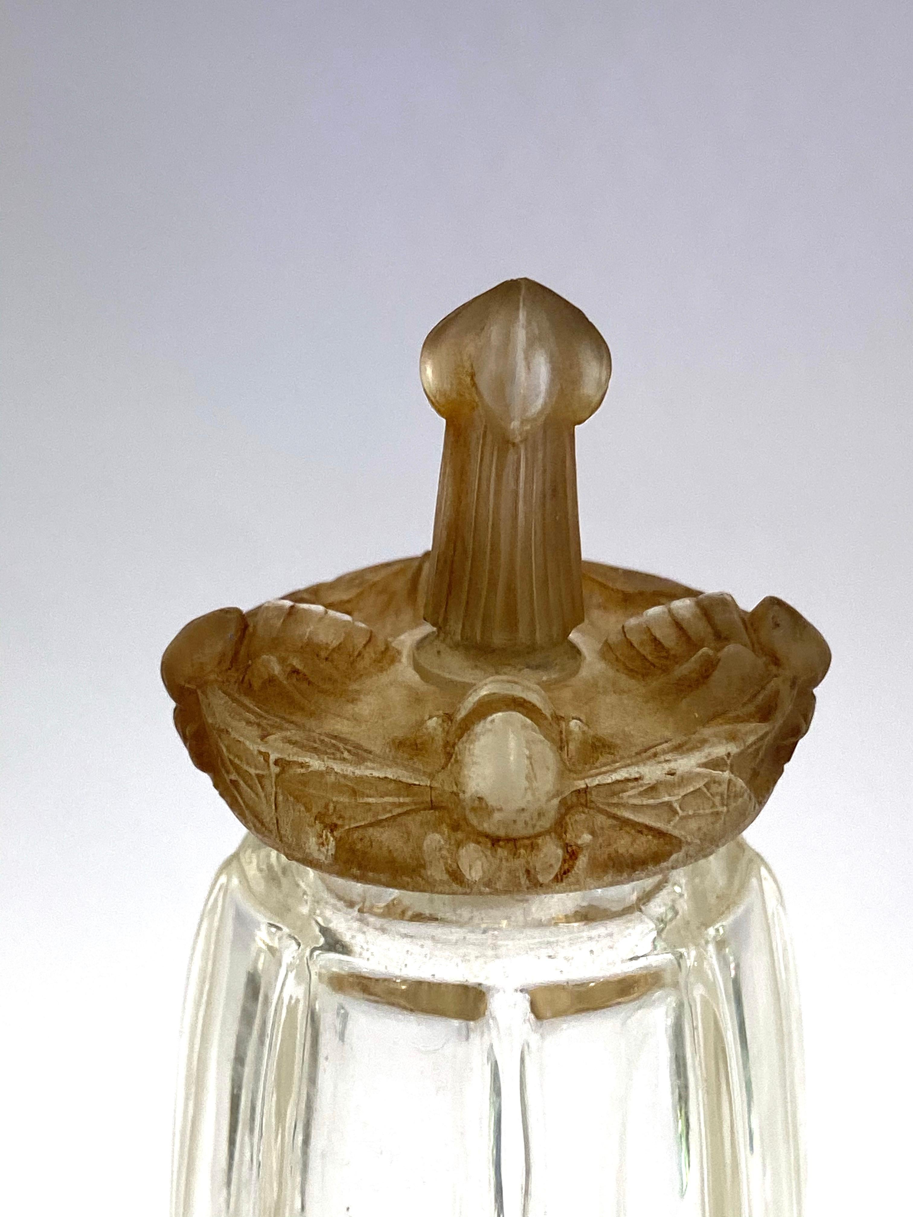 Early 20th Century 1911 Rene Lalique Styx for Coty Perfume Bottle Sepia Stained Glass Wasps
