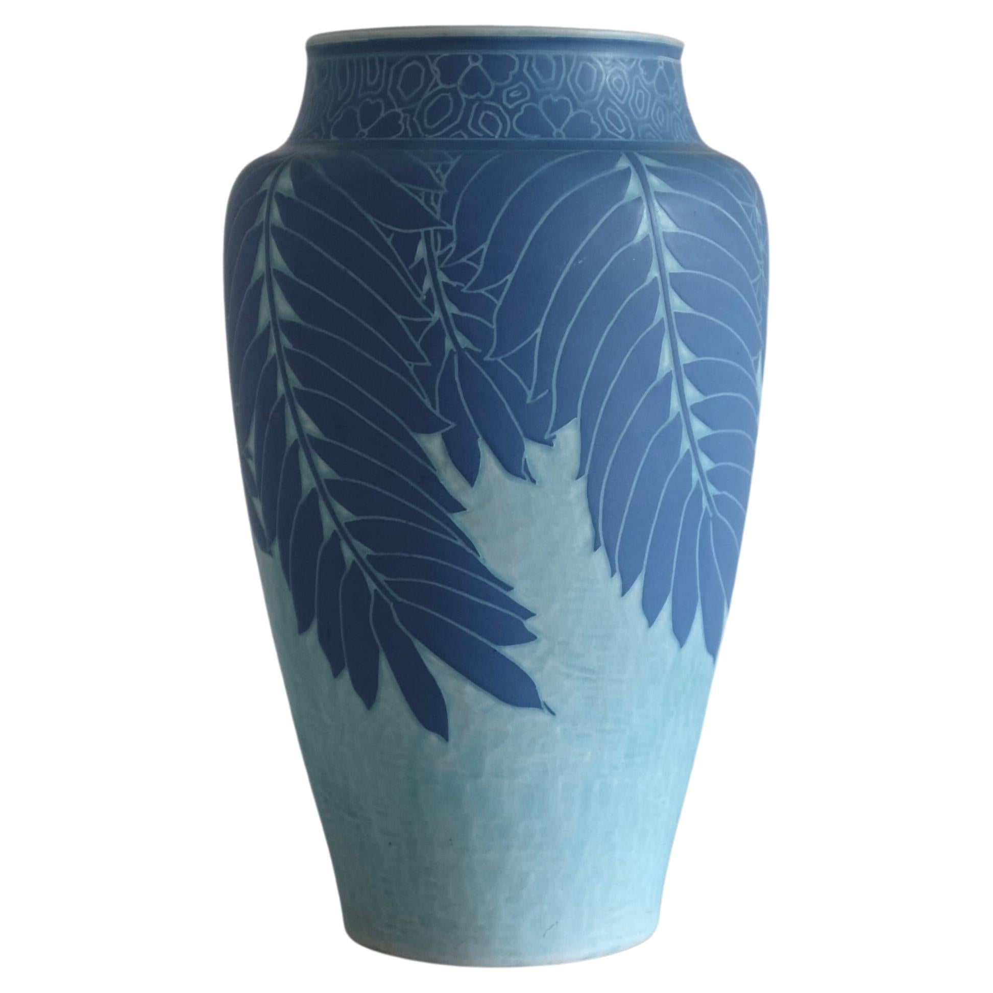 1911 Sgraffito-Vase von Josef Ekberg