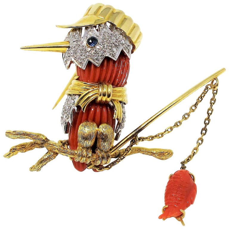 19.12 Carat Carved Coral and Diamond Fishing Bird Brooch 14 Karat Yellow Gold For Sale