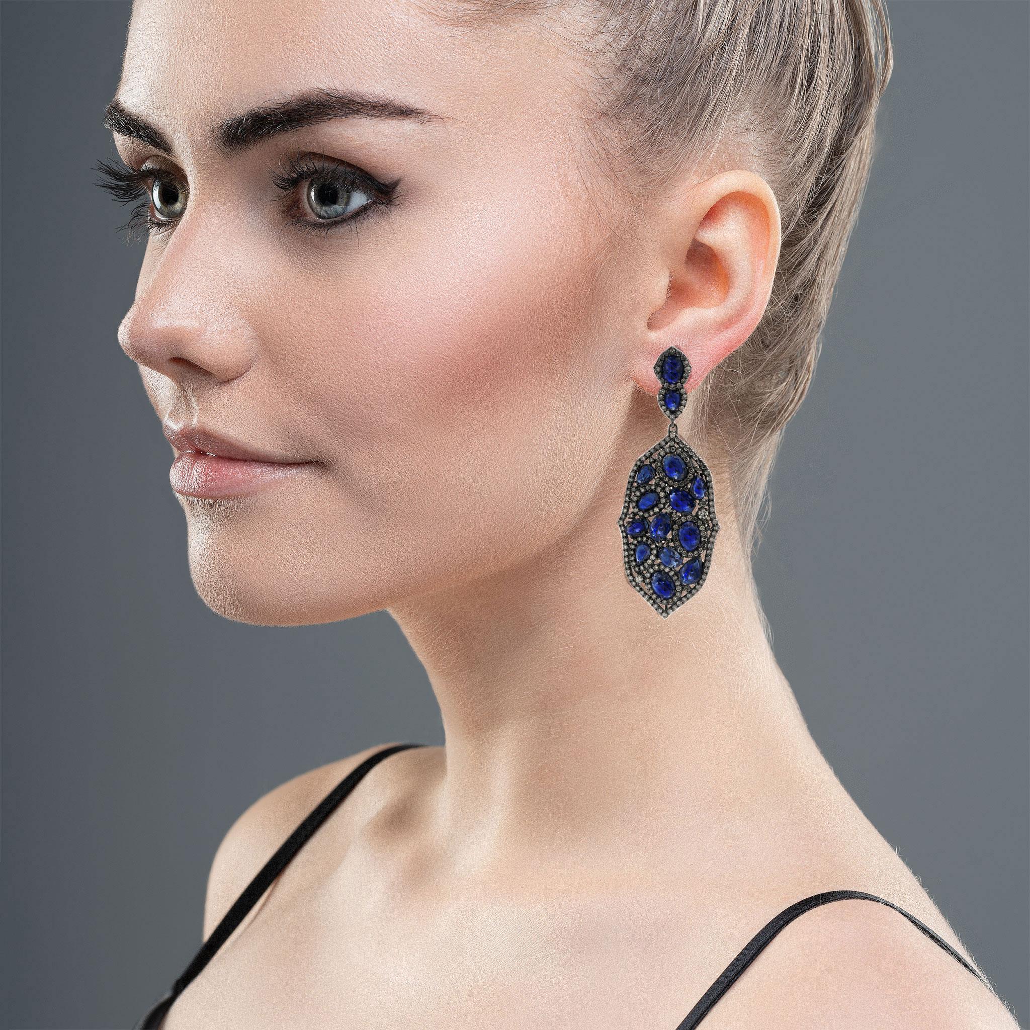 Round Cut 19.12 Cttw Vintage Style Sapphire and Diamond Drop Dangle Earrings in 18K Gold