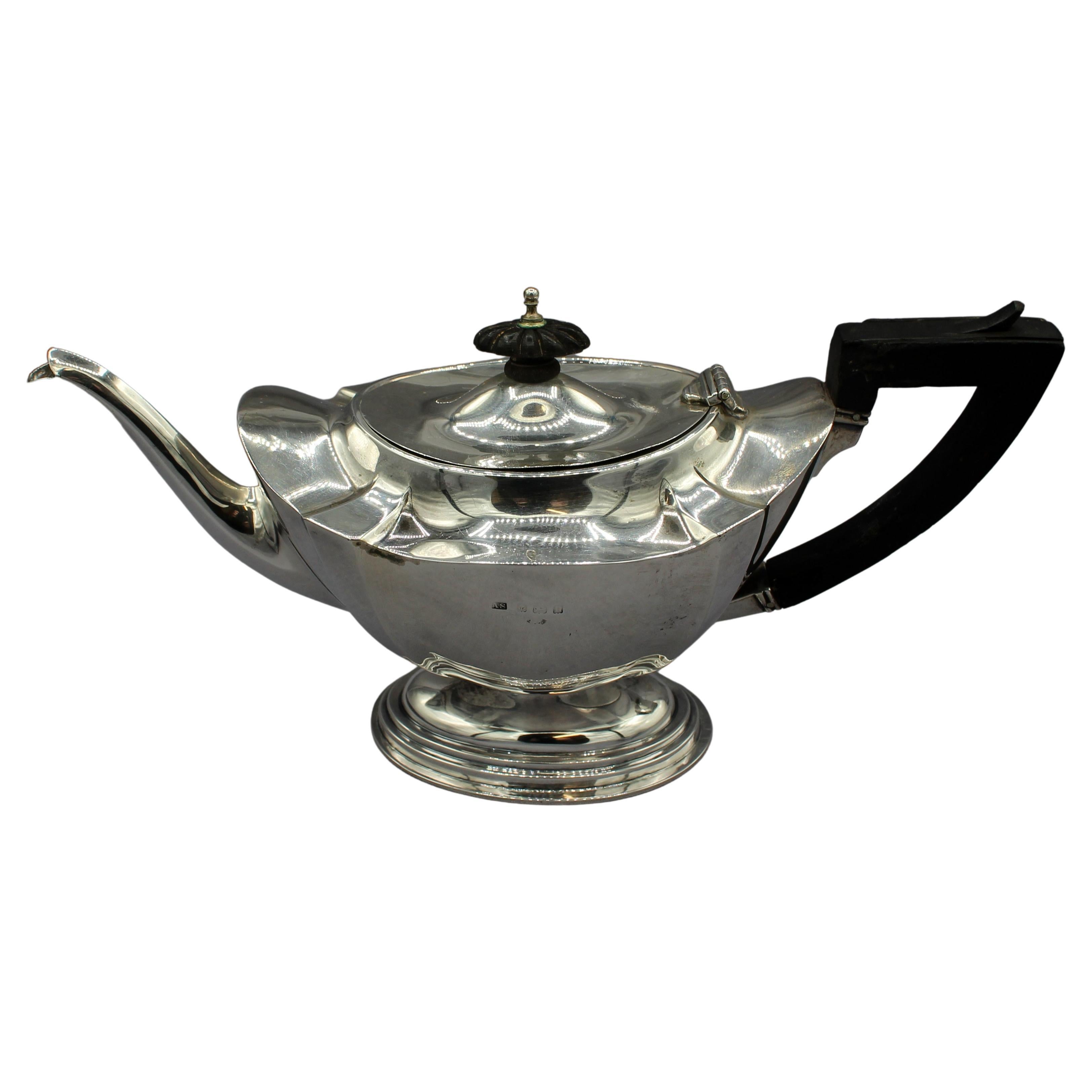 1912 English Neoclassical Revival Sterling Teapot For Sale