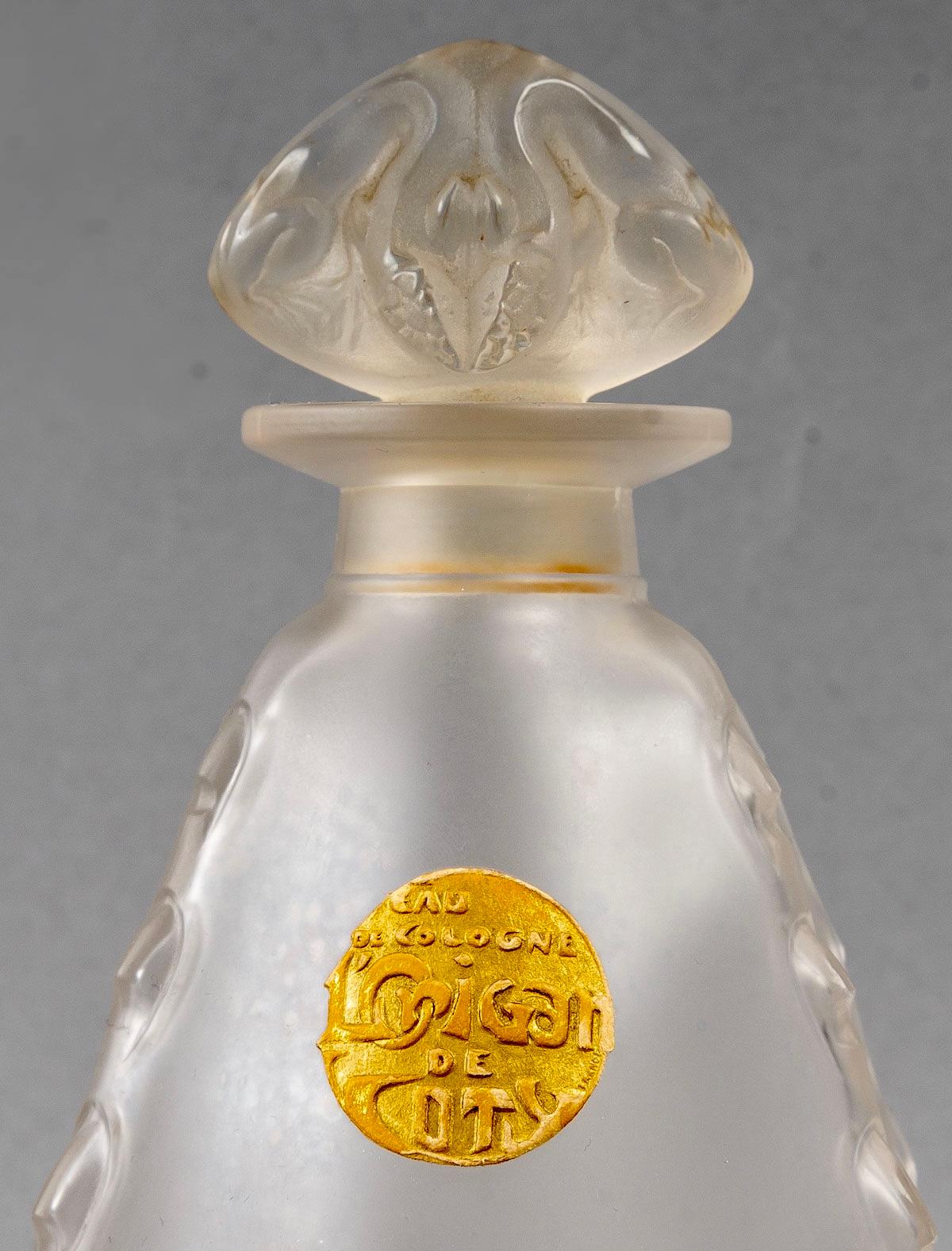 Art nouveau 1912 René Lalique, 3 flacons de parfum l'Origan en verre dépoli pour Coty en vente