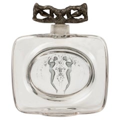 1912 René Lalique, Perfume Bottle Deux Figurines Bouchon Glass with Grey Patina