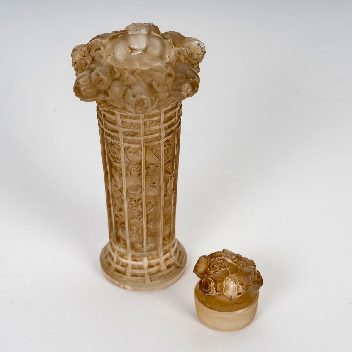 Art Deco 1912 René Lalique - Perfume Bottle Panier De Roses Glass With Sepia Patina For Sale