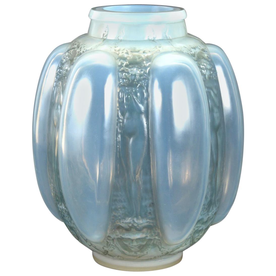1912 Rene Lalique Six Figurines et Masques Vase Triple Cased Opalescent Glass