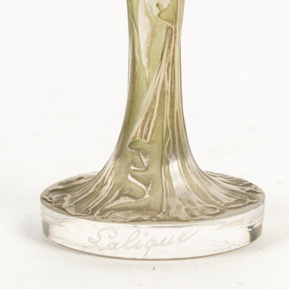 Glass 1912, René LALIQUE Stamp “draped statuette” For Sale