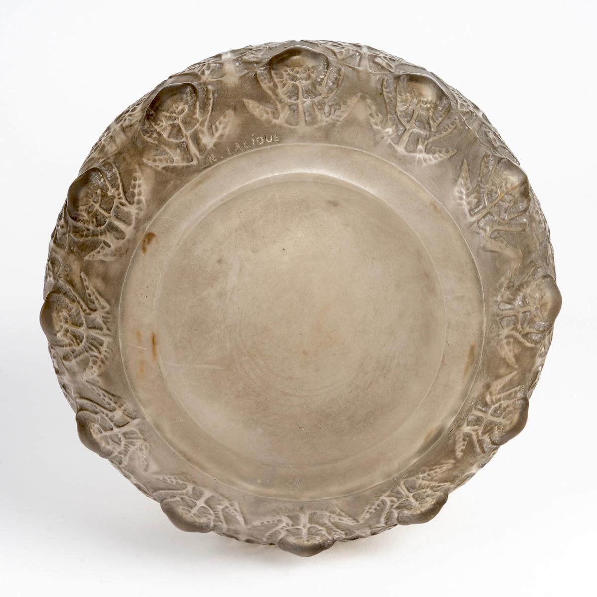 1912 René Lalique Vase Fougeres Ferns Glass with Grey Patina In Good Condition For Sale In Boulogne Billancourt, FR