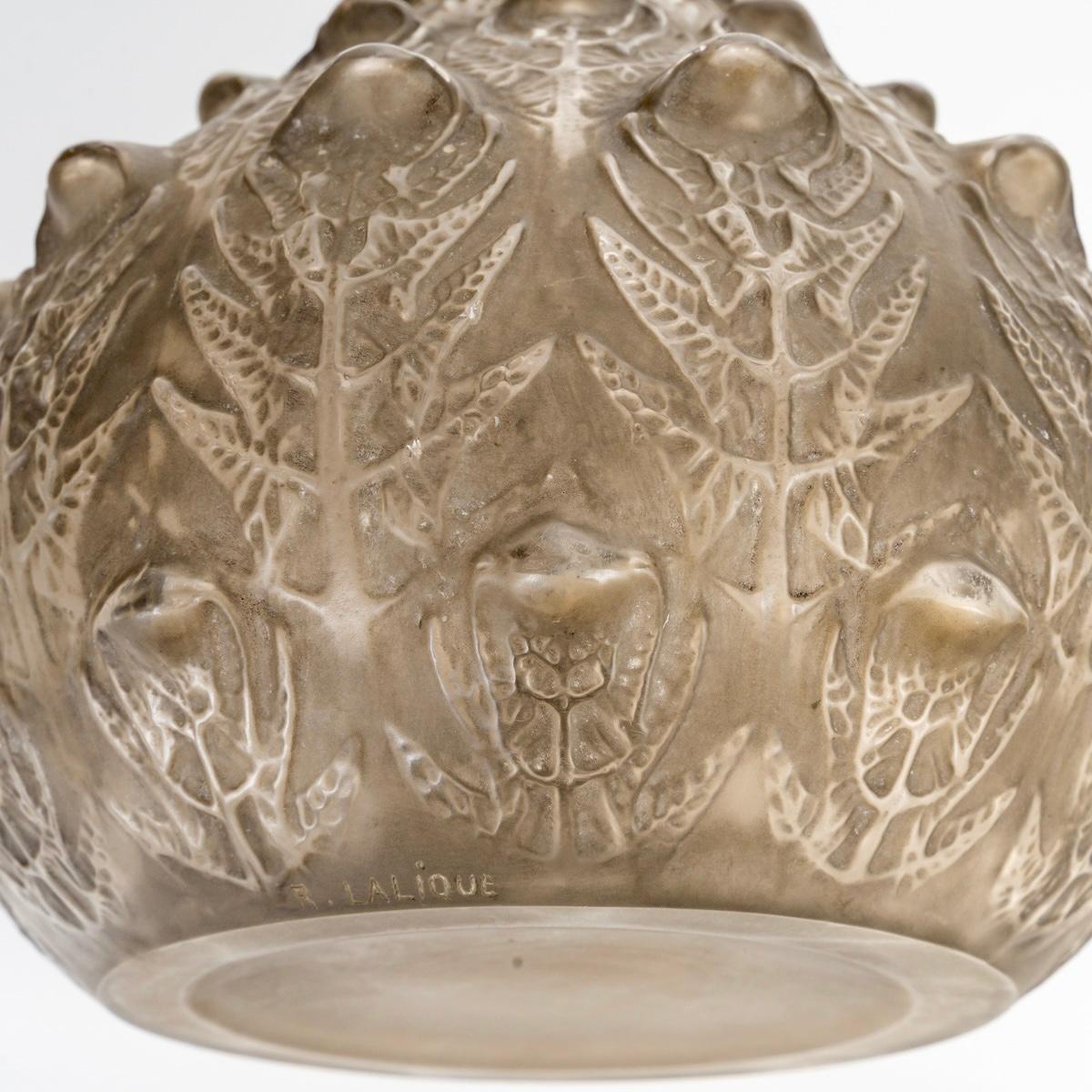 Early 20th Century 1912 René Lalique Vase Fougeres Ferns Glass with Grey Patina For Sale