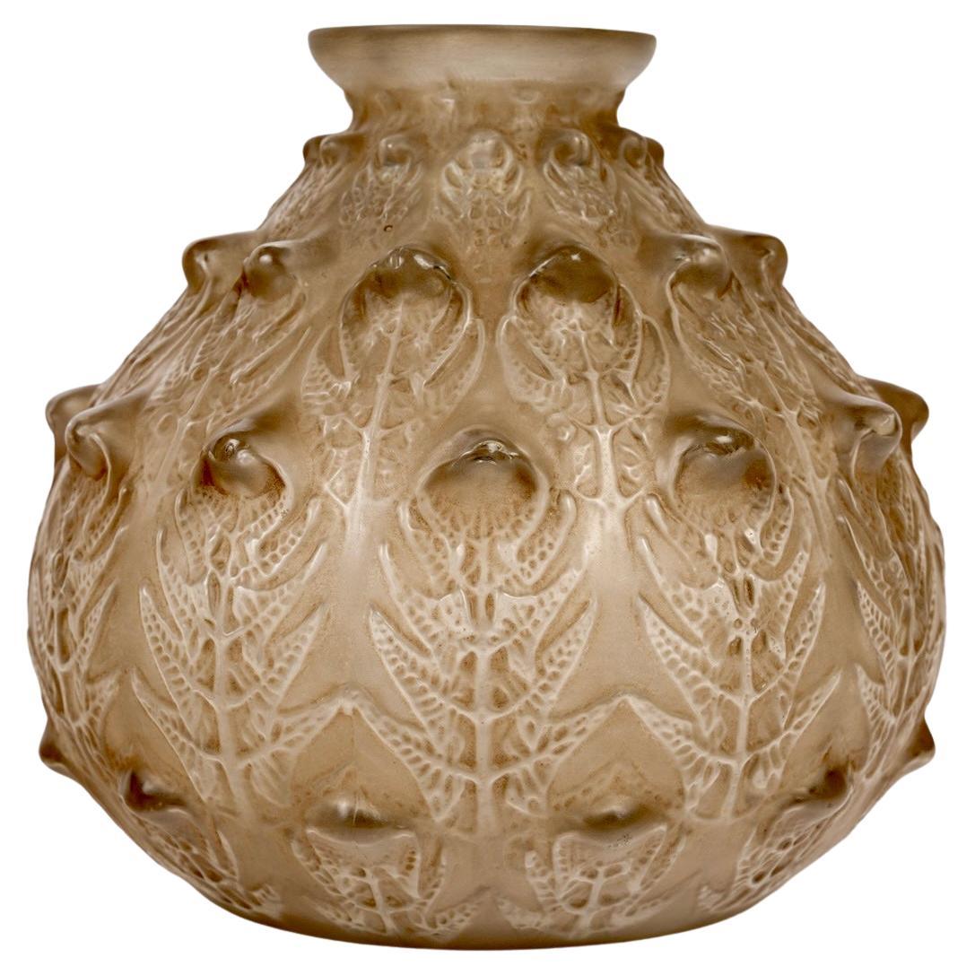 1912 René Lalique Vaso di felci Fougeres in vetro con patina seppia